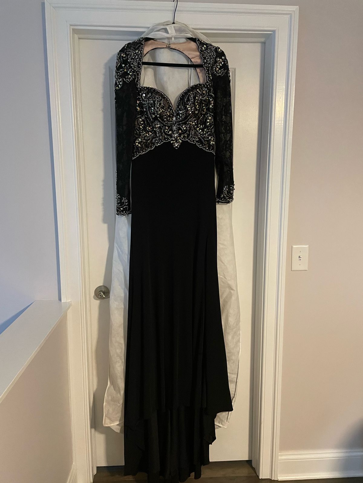 Mac Duggal Size 10 Pageant Black A-line Dress on Queenly