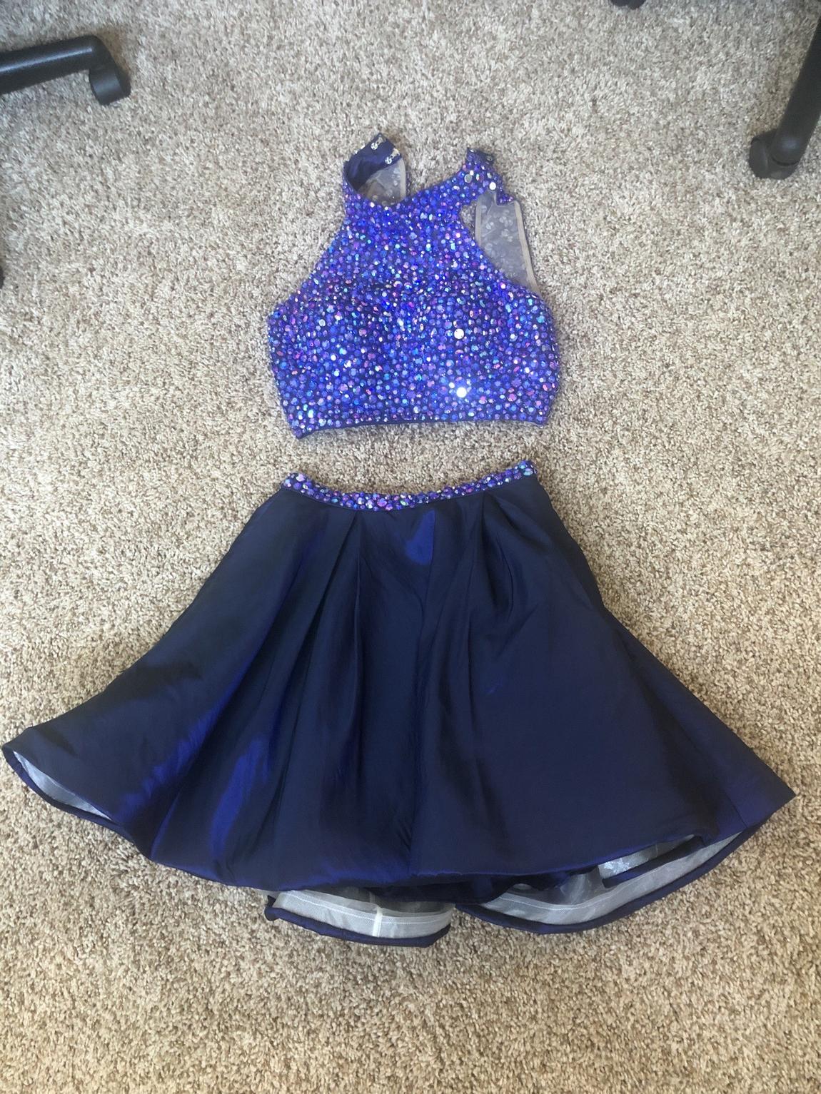 Sherri Hill Size 4 Prom Halter Sequined Purple Cocktail Dress on Queenly