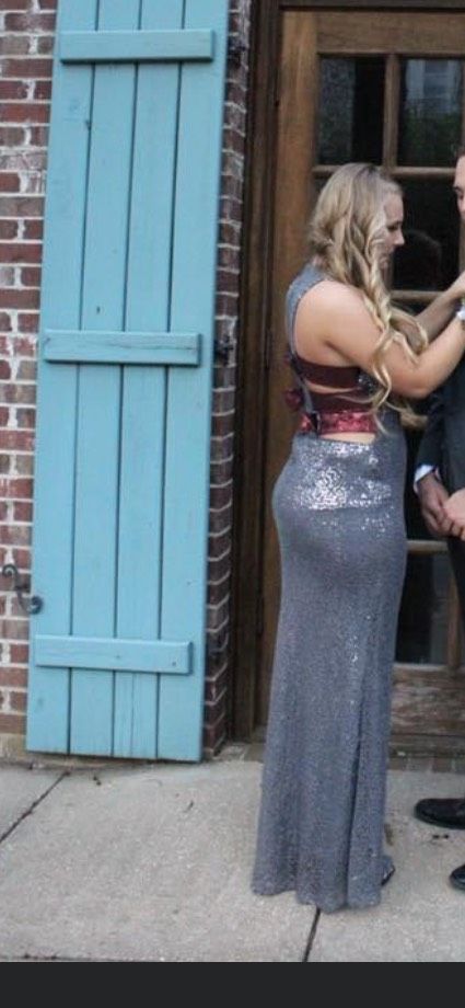 Size 4 Prom Sequined Silver Floor Length Maxi on Queenly