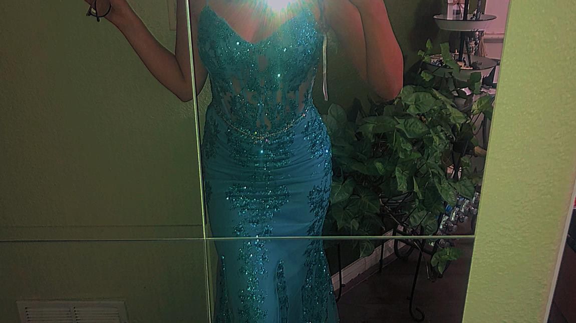 Dancing Queen Size 0 Sequined Turquoise Blue Mermaid Dress on Queenly