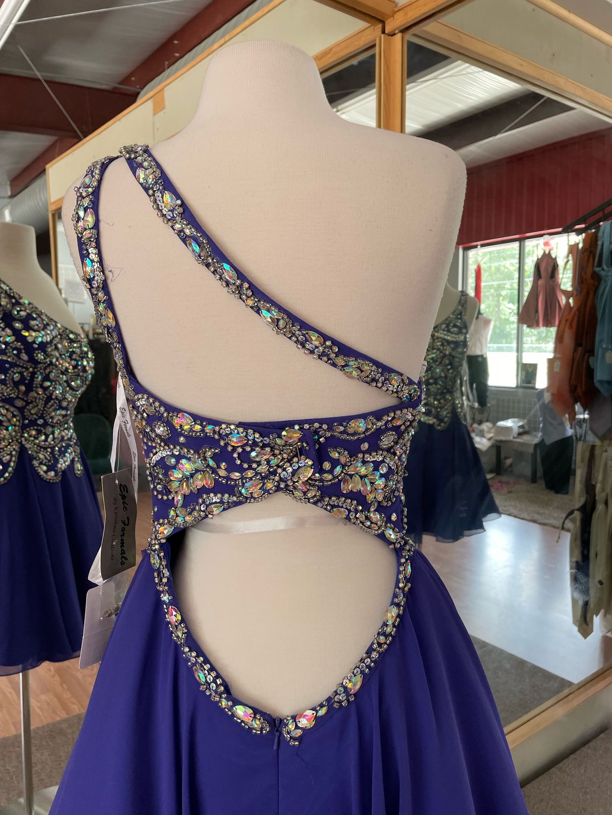 Epic Formals Size 10 Prom Purple Cocktail Dress on Queenly