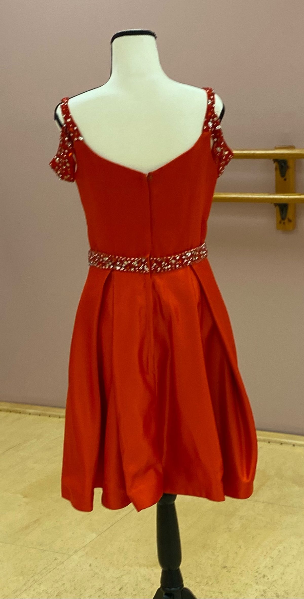 Size 4 Red Cocktail Dress on Queenly