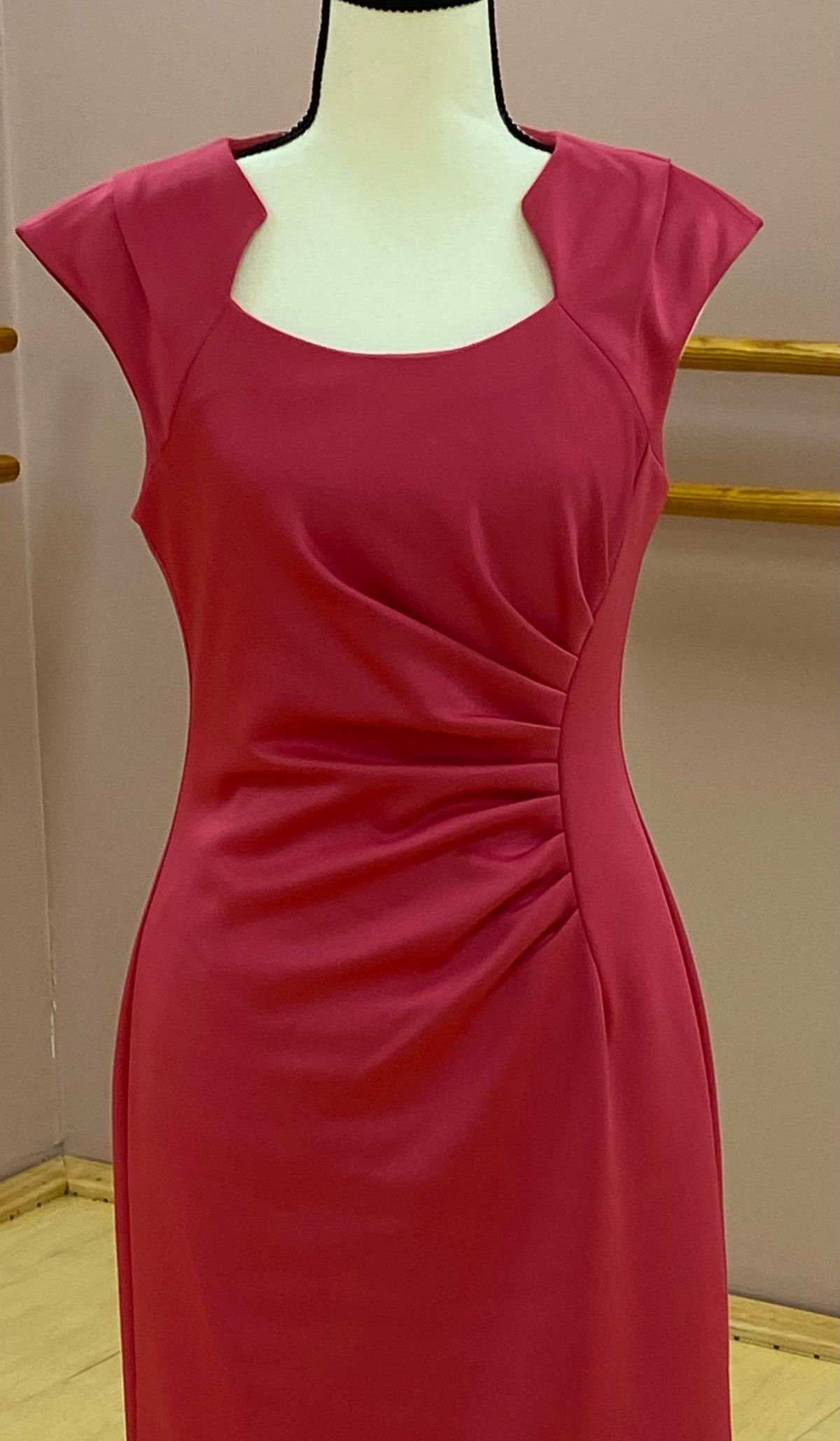 Size 4 Homecoming Cap Sleeve Hot Pink Cocktail Dress on Queenly