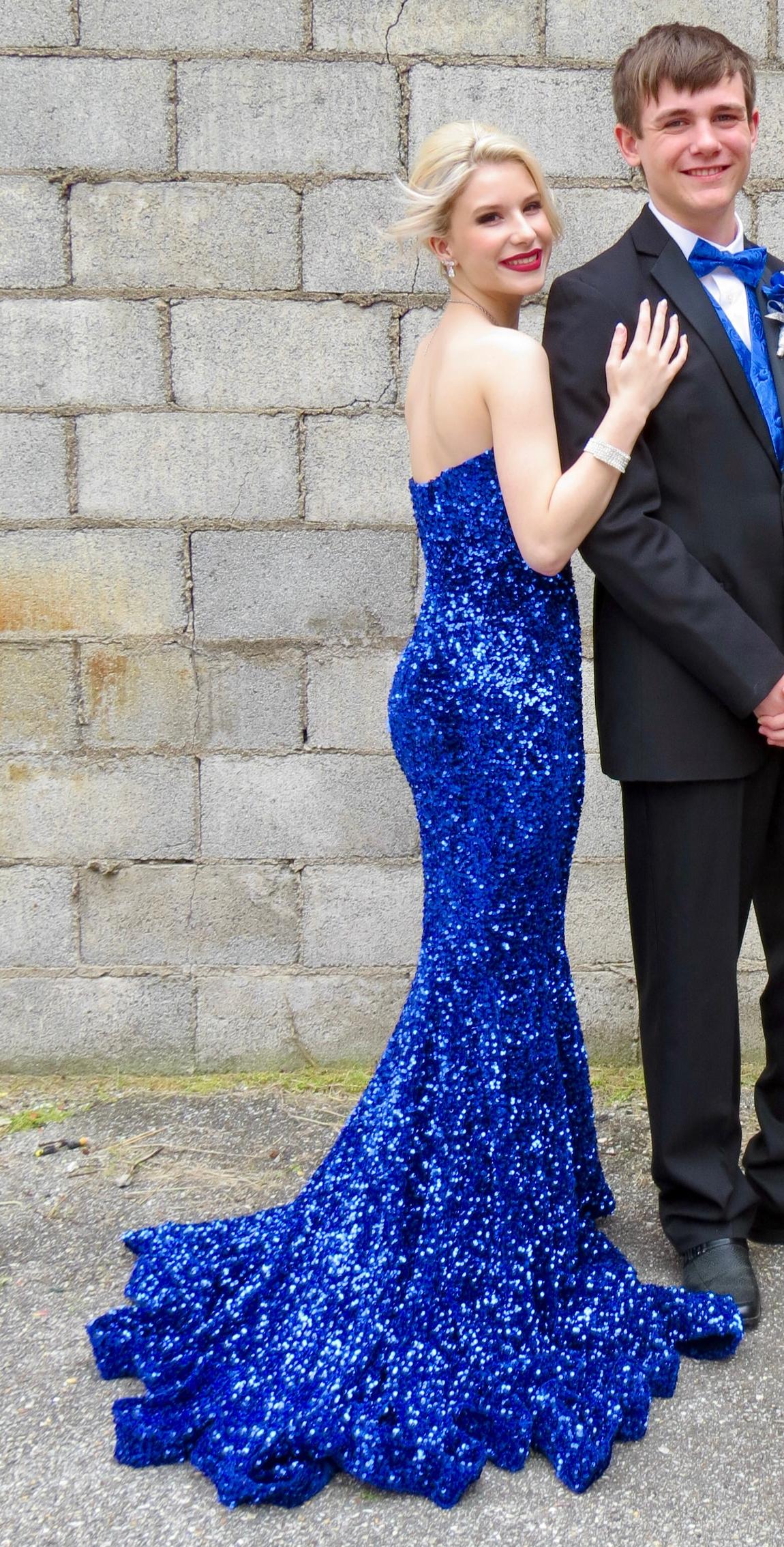 Portia and Scarlett Size 0 Prom Blue Mermaid Dress on Queenly