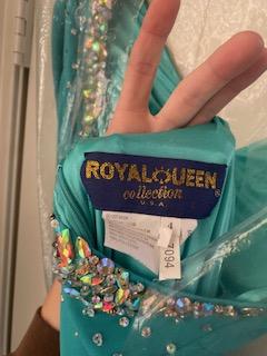 Royal Queen Size 2 Velvet Green Floor Length Maxi on Queenly