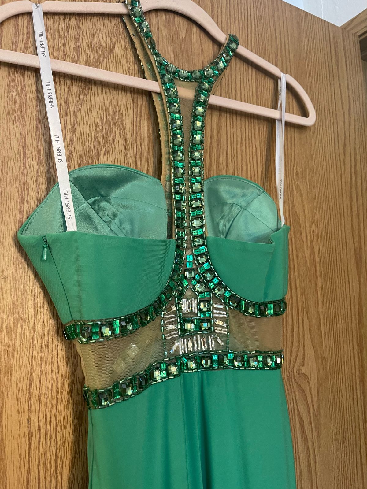 Sherri Hill Size 0 Pageant Halter Sequined Emerald Green A-line Dress on Queenly