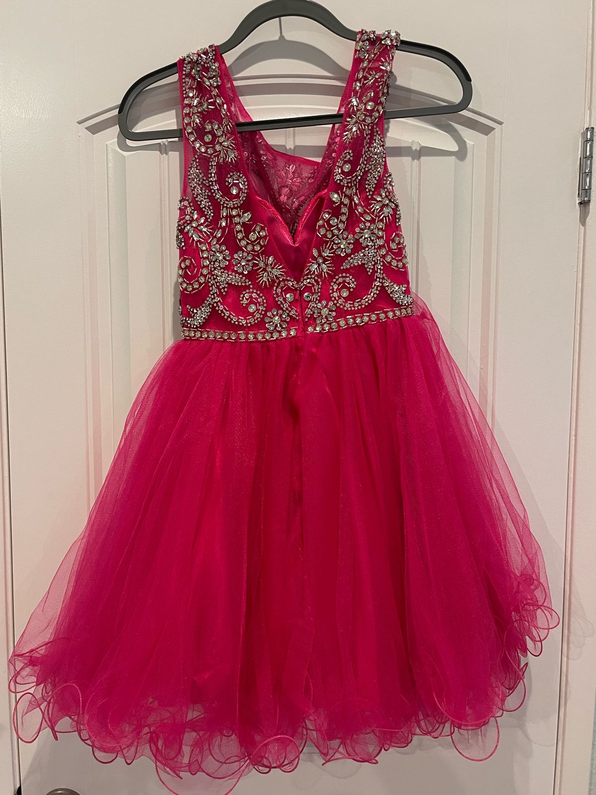 Size 2 Homecoming Sequined Hot Pink A-line Dress on Queenly