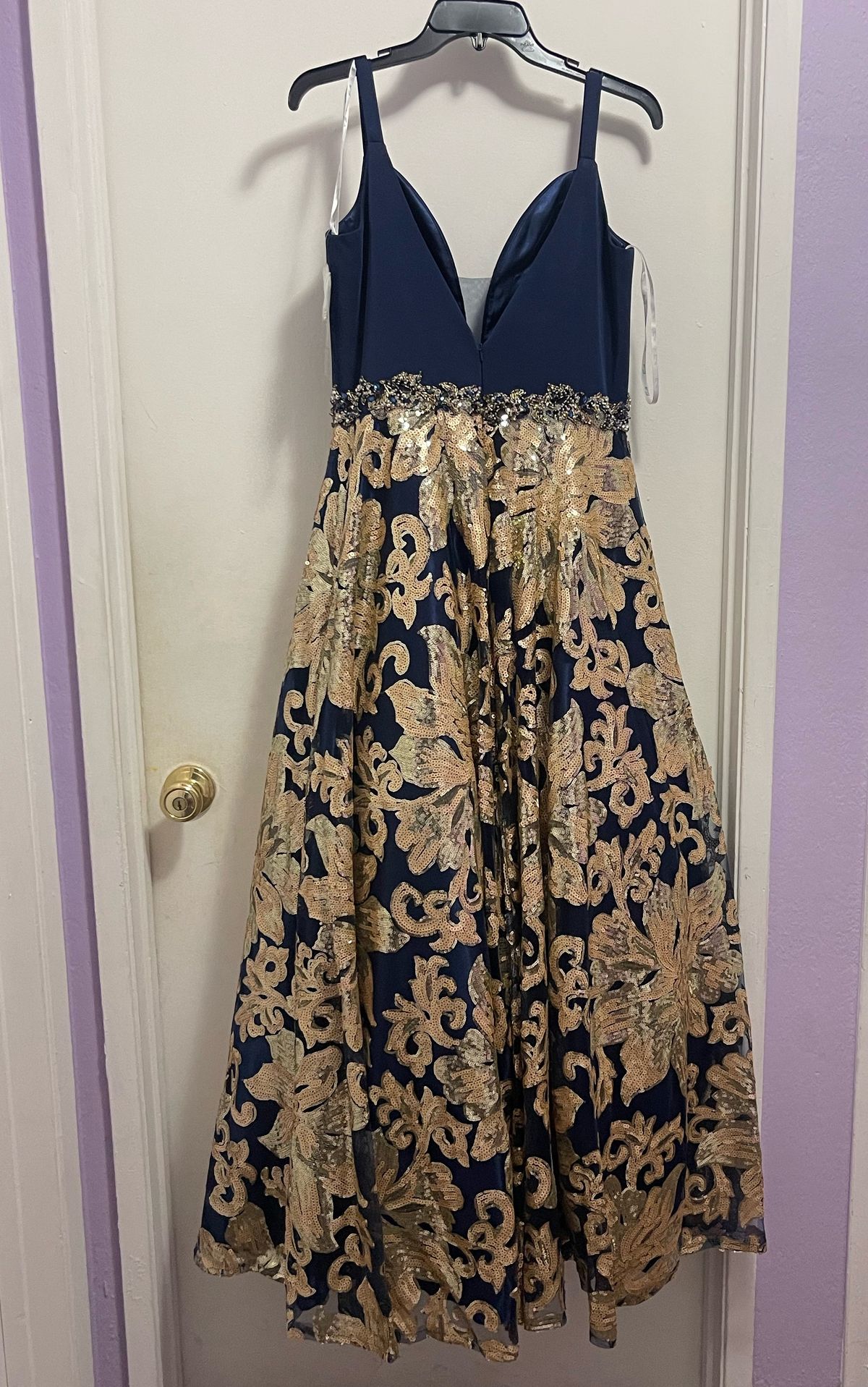 Size 12 Royal Blue Ball Gown on Queenly