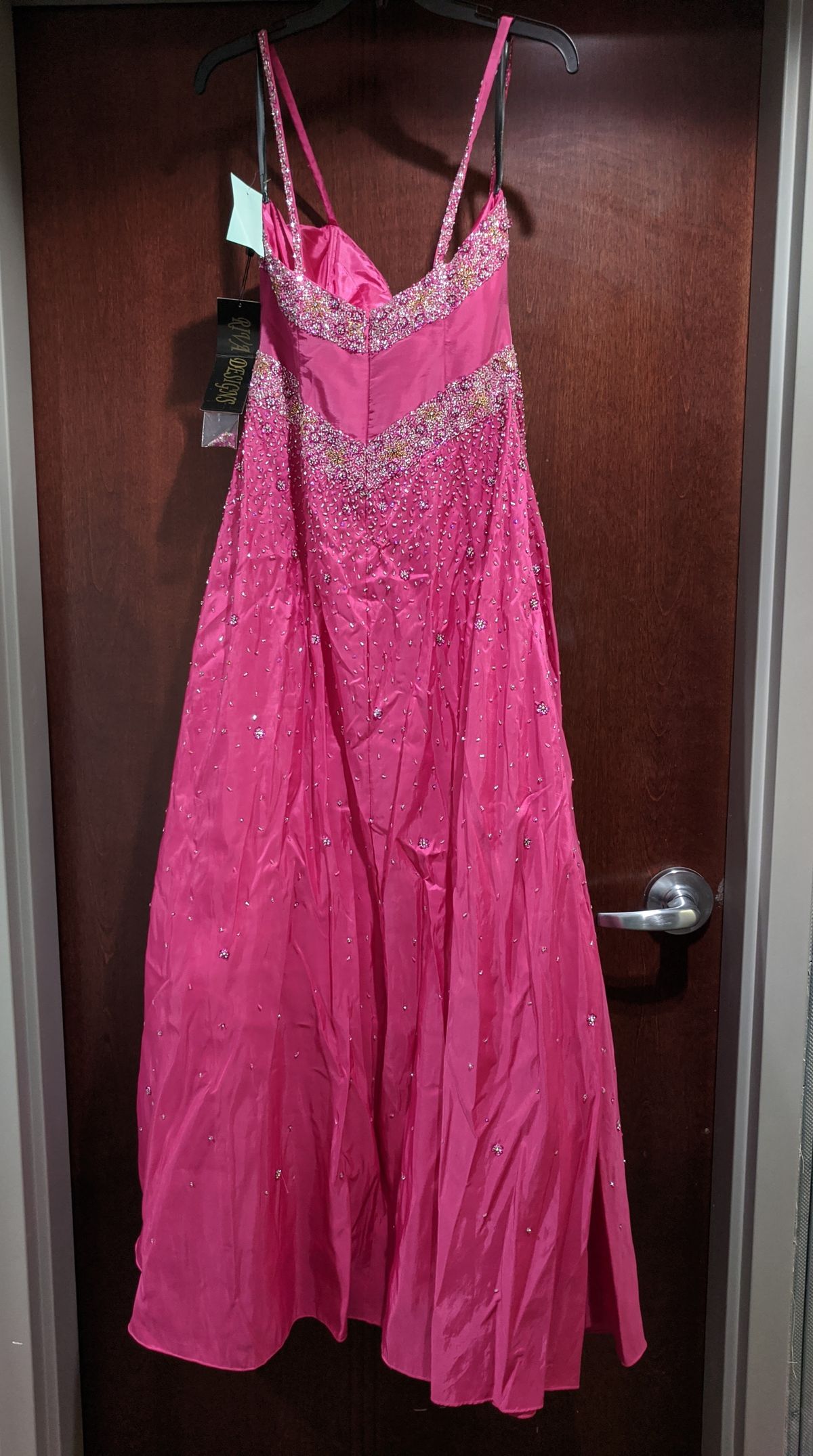 Style 6679 Riva Designs Size 10 Prom Sequined Hot Pink A-line Dress on Queenly