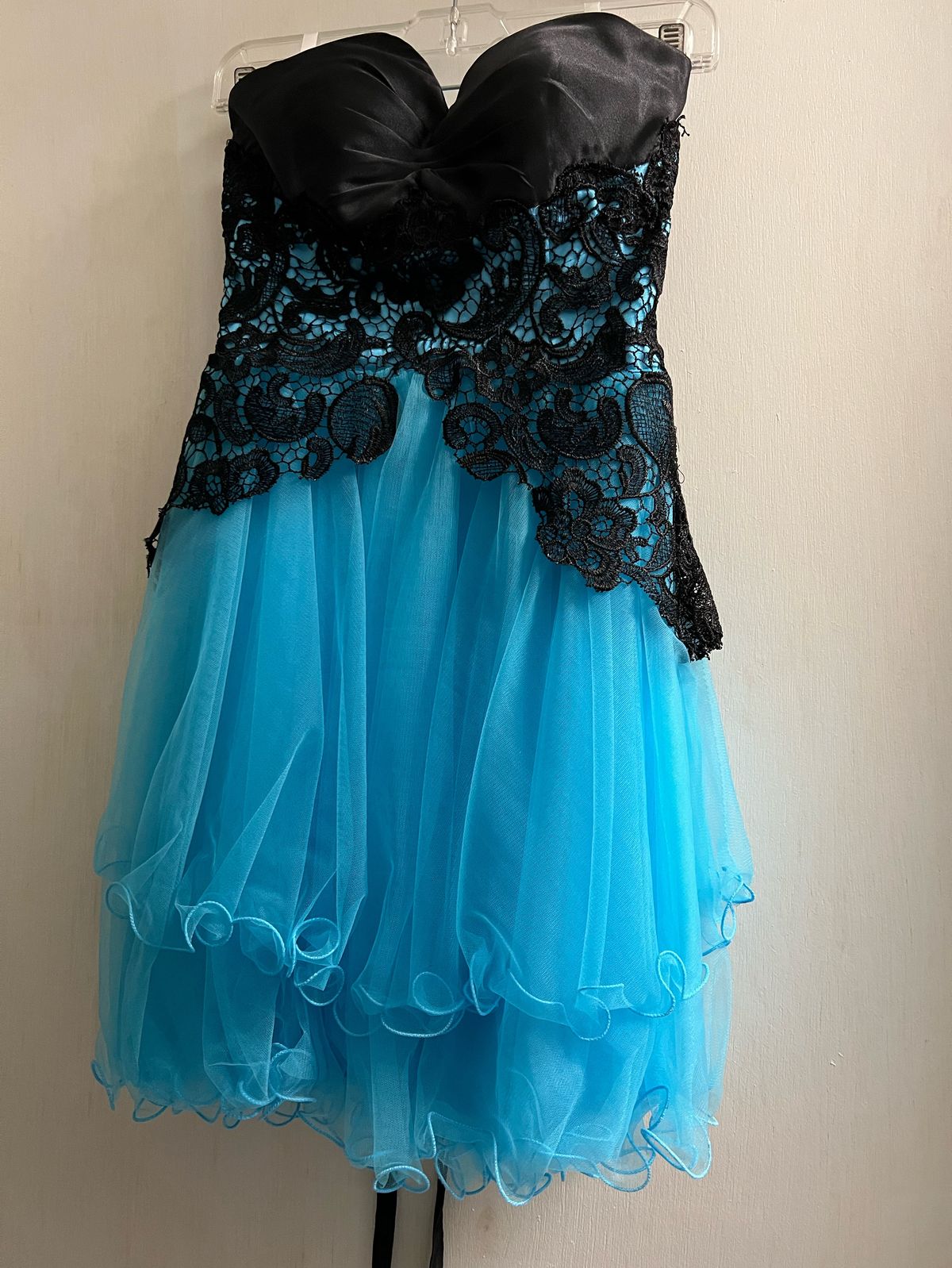 Size 4 Strapless Blue A-line Dress on Queenly