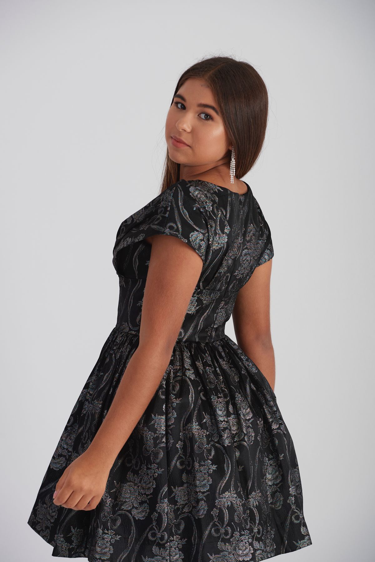 YDC Size 0 Homecoming Cap Sleeve Black Cocktail Dress on Queenly