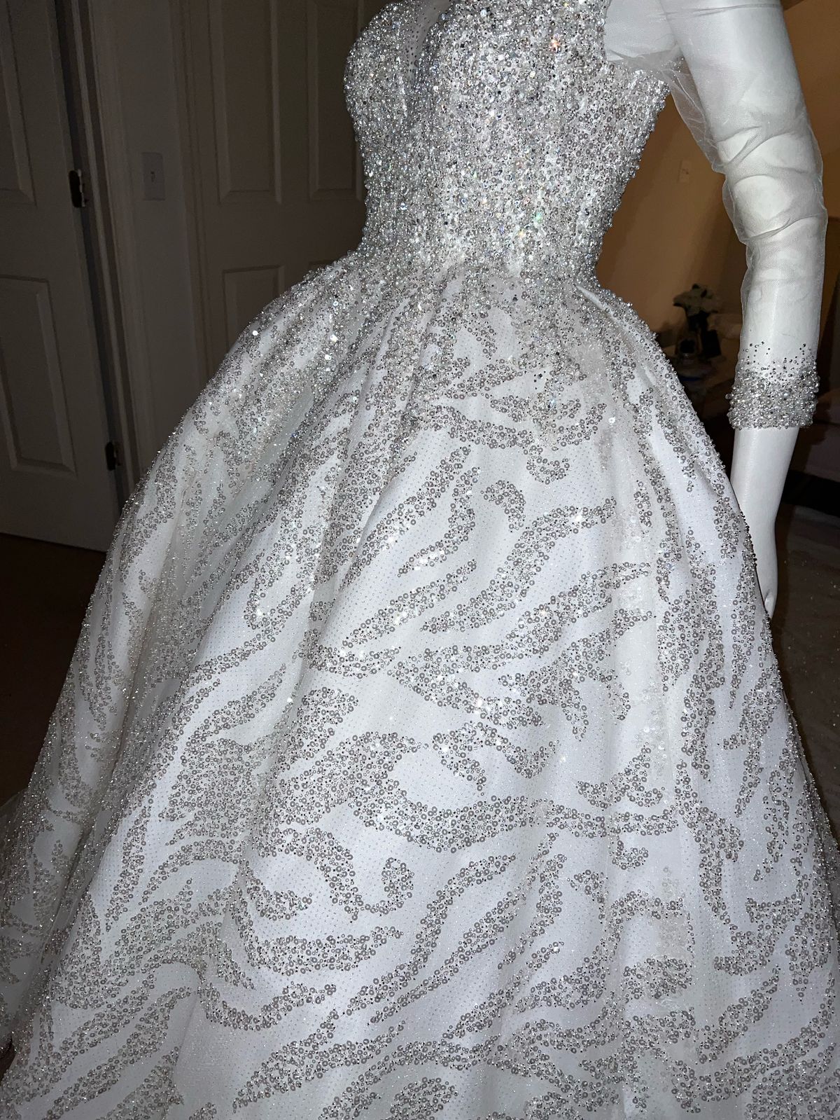 Size 6 Wedding Long Sleeve Lace White Ball Gown on Queenly