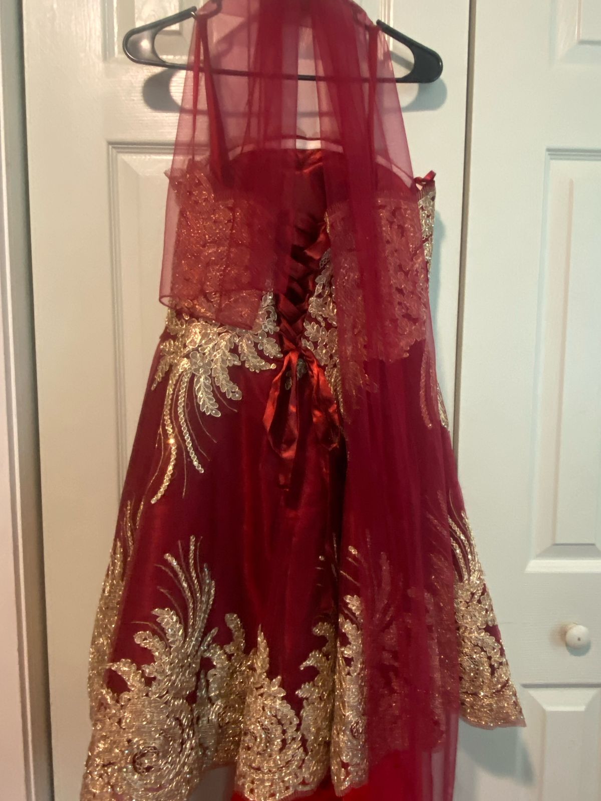 May Queen Size 10 Burgundy Multicolor A-line Dress on Queenly