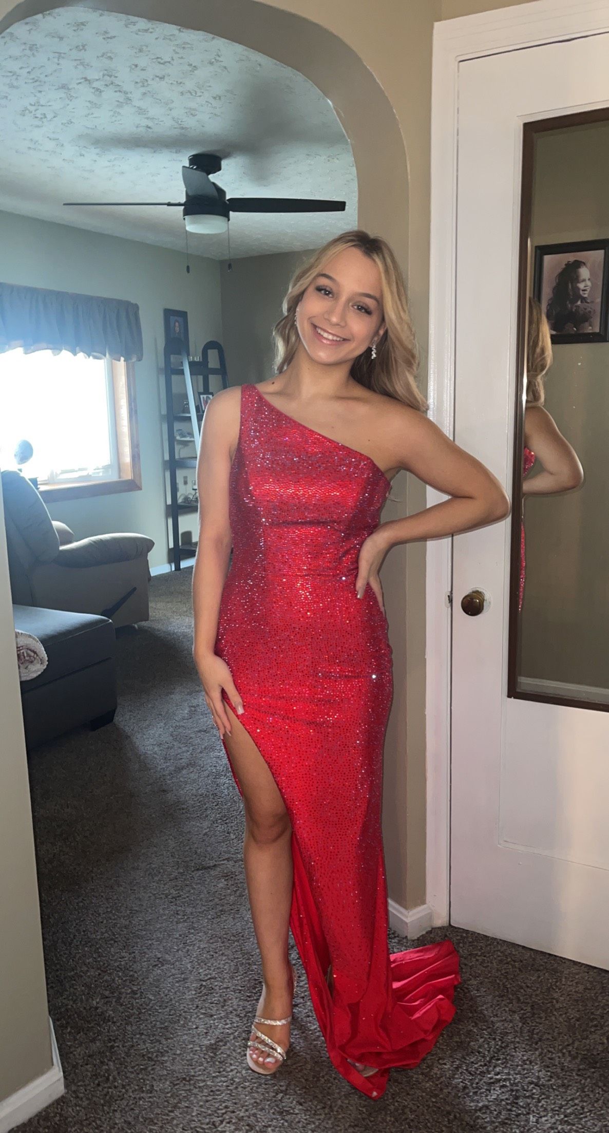 Sherri Hill Size 2 Red Side Slit Dress on Queenly
