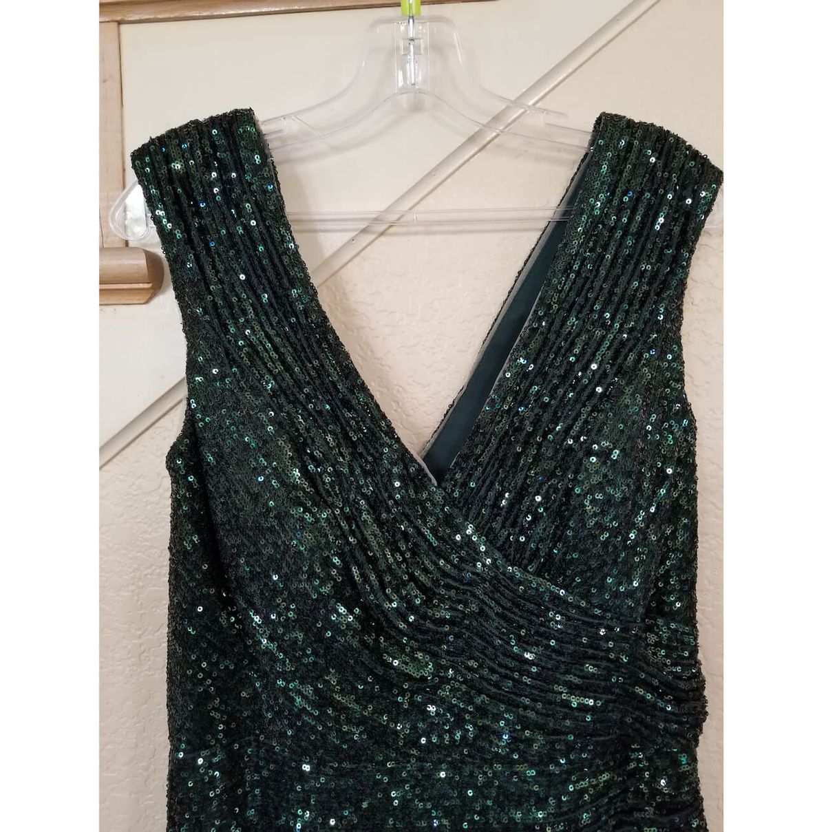 Style Emerald Green Sequined V-Neck Formal Ball Gown Cinderella Divine Size 10 Green Side Slit Dress on Queenly