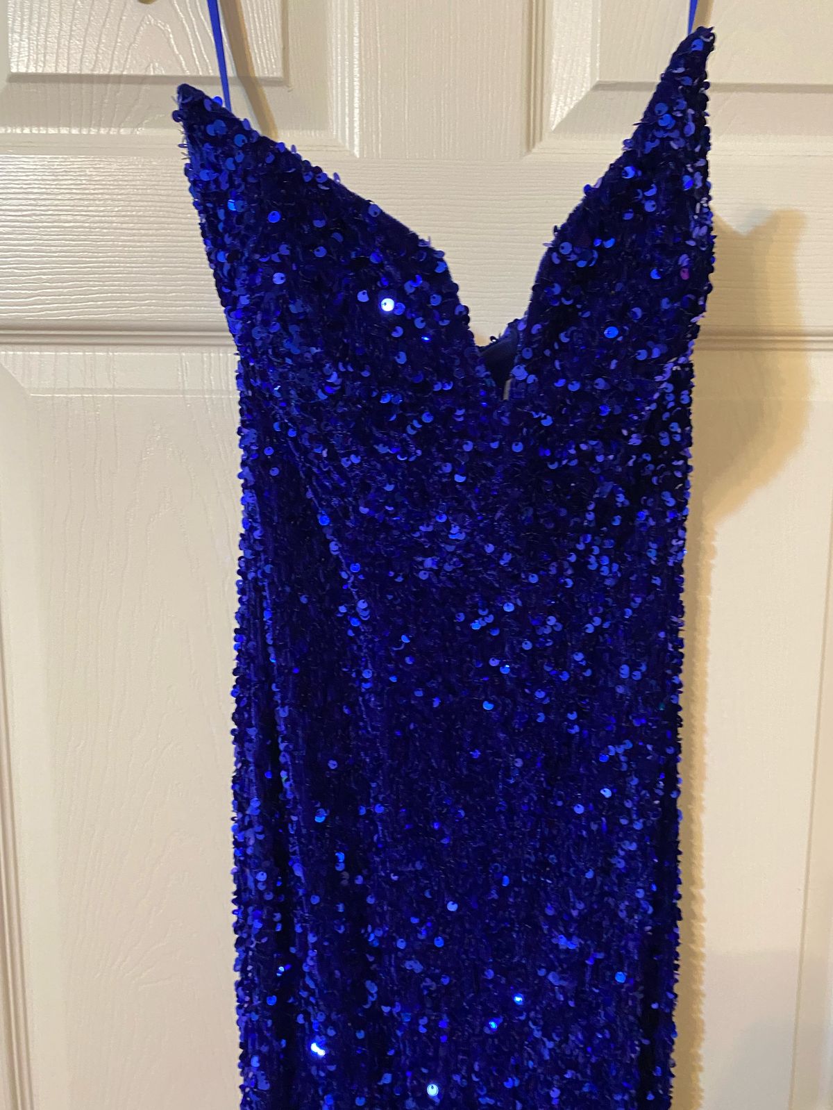 Portia and Scarlett Size 4 Prom Royal Blue Dress With Train on Queenly