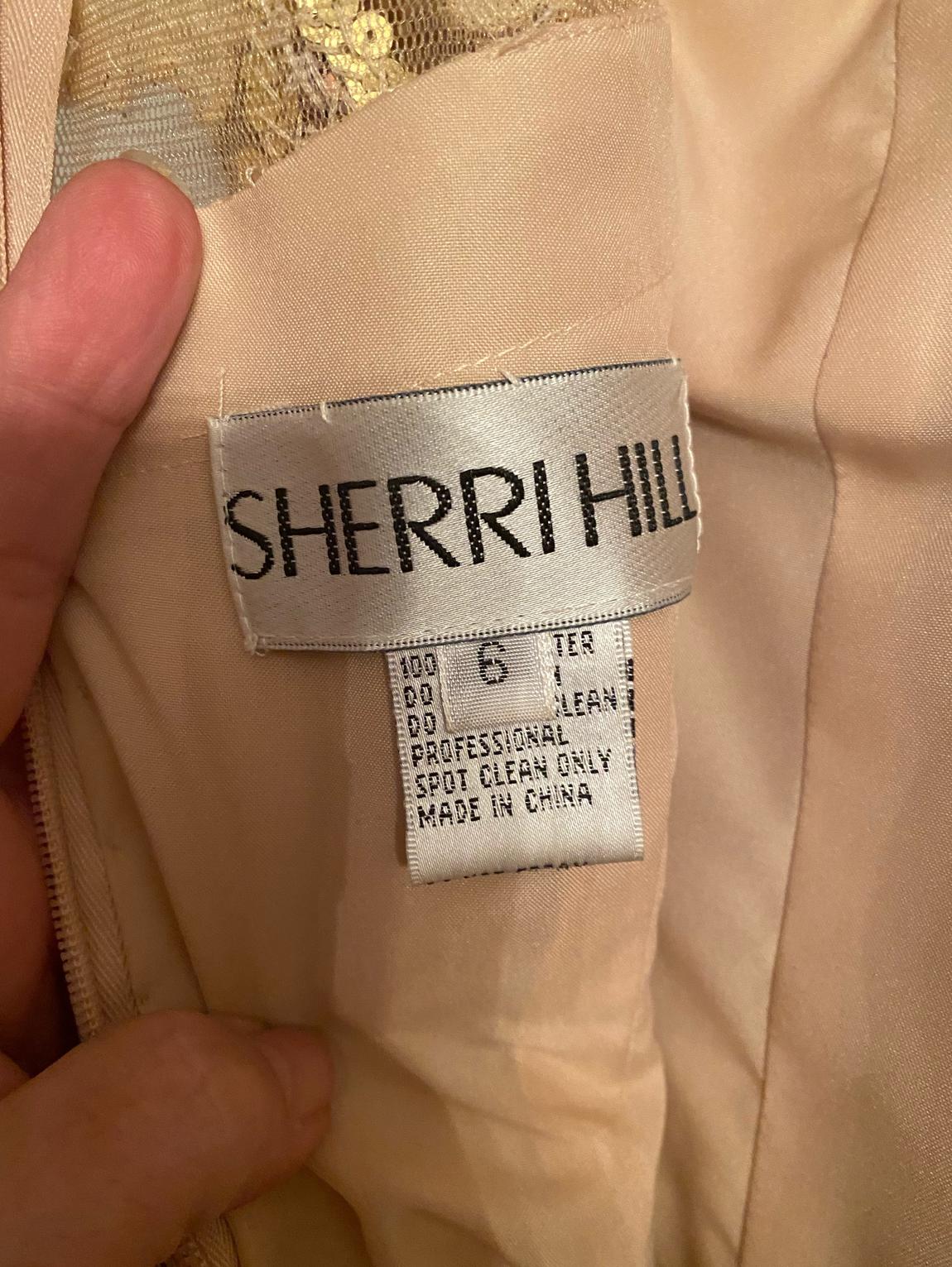 Sherri Hill Size 6 Homecoming Lace Nude Cocktail Dress on Queenly