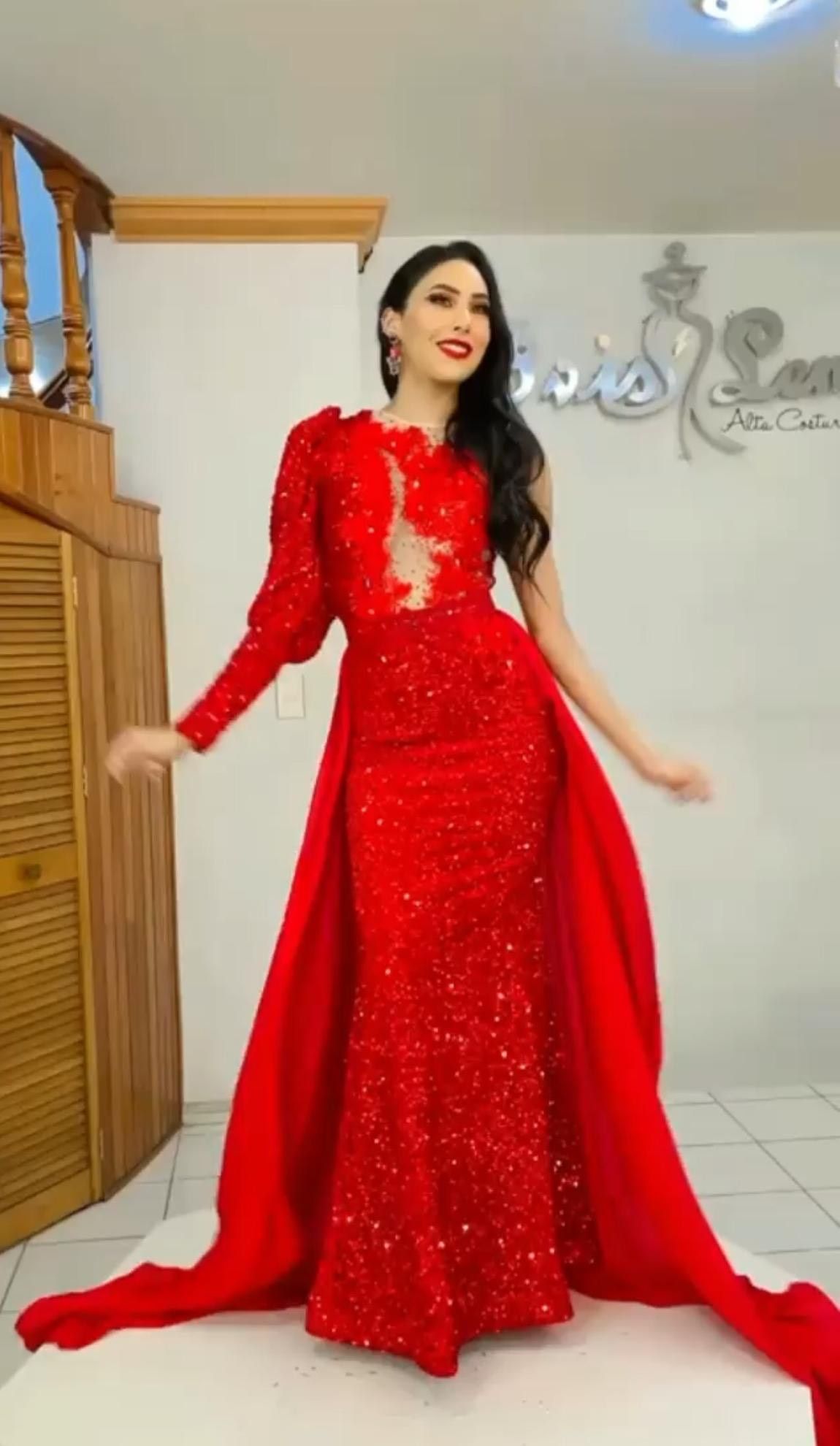 Ivis Lenin Size 4 Prom Long Sleeve Lace Red Floor Length Maxi on Queenly