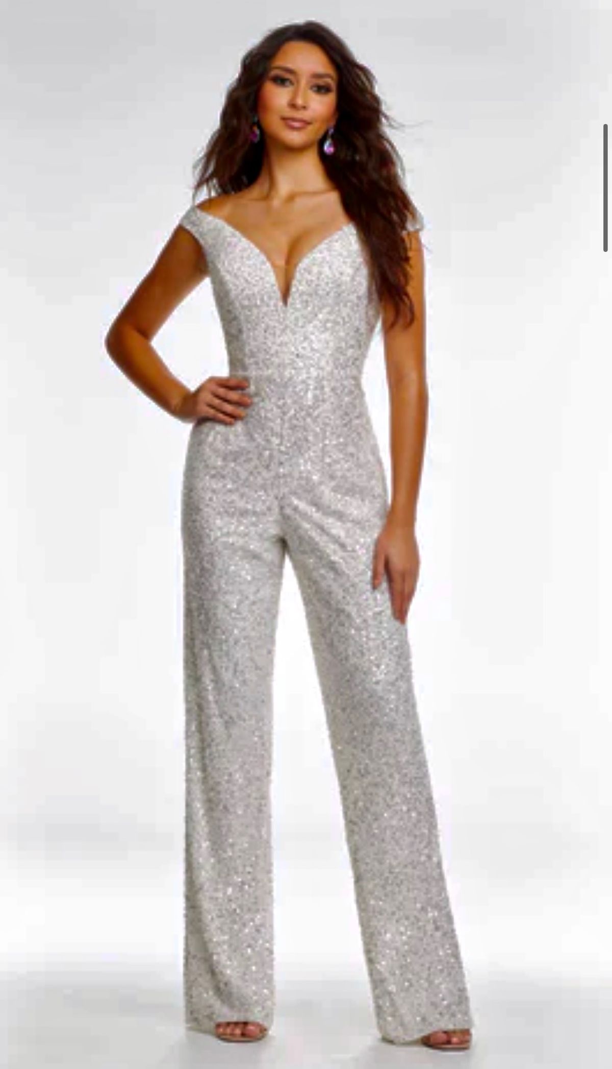 Ashley Lauren Size 6 Sequined White Formal Jumpsuit on Queenly