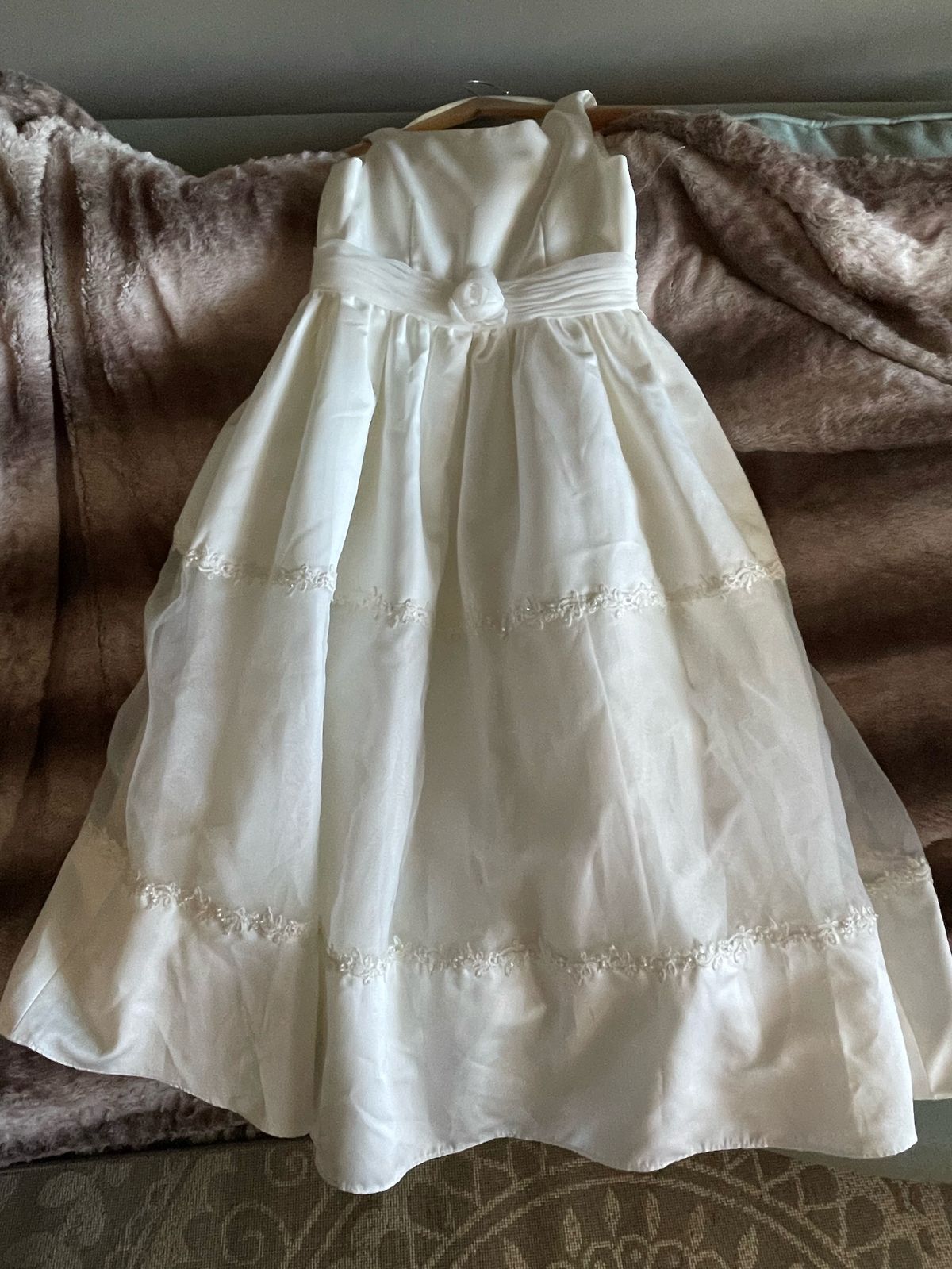 Lilacs & Pearls Girls Size 14 Nude Dress With Train on Queenly