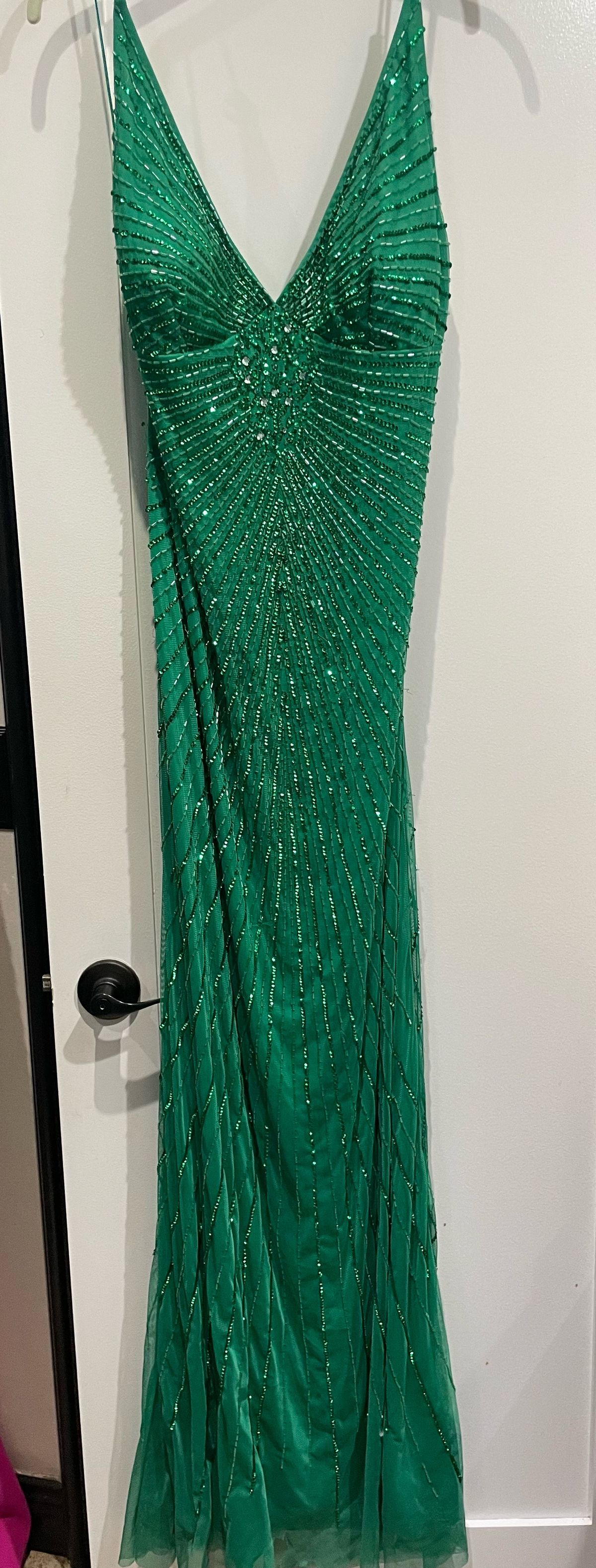 Adrianna Papel Size 12 Sequined Emerald Green Ball Gown on Queenly