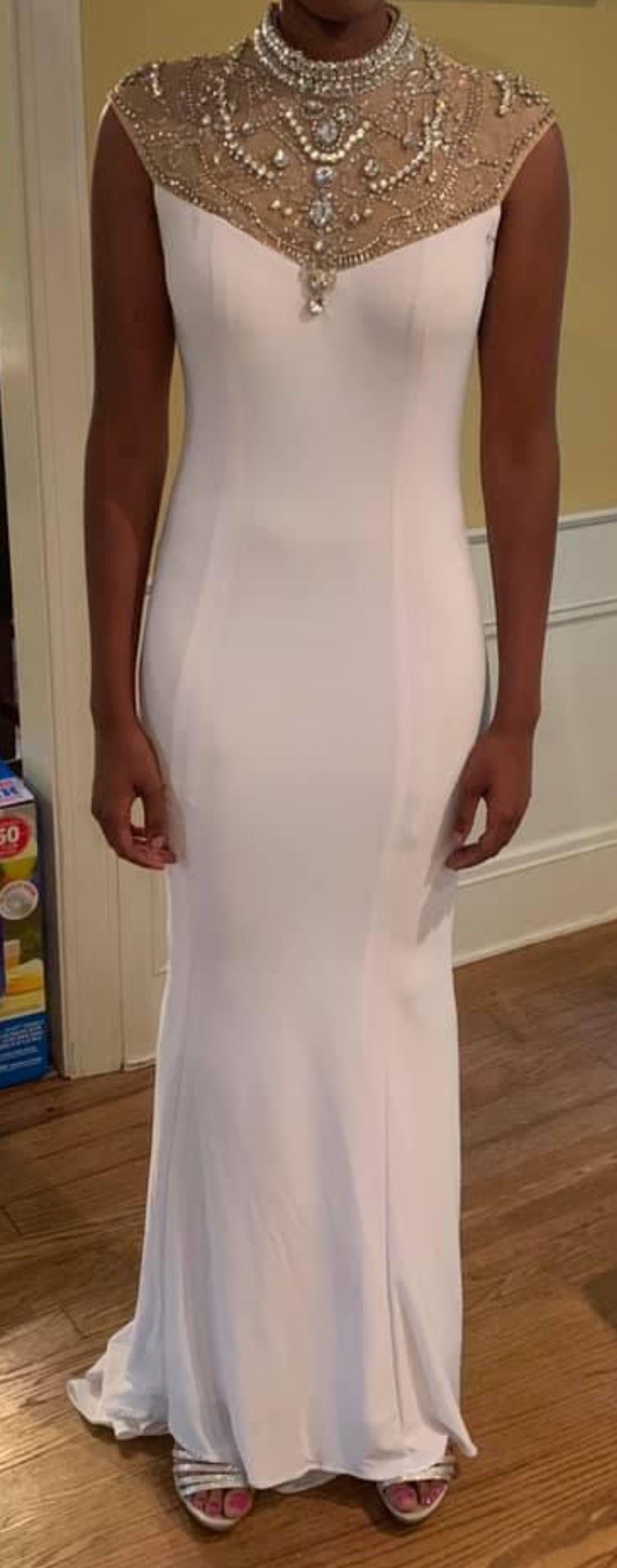 Size 6 White A-line Dress on Queenly