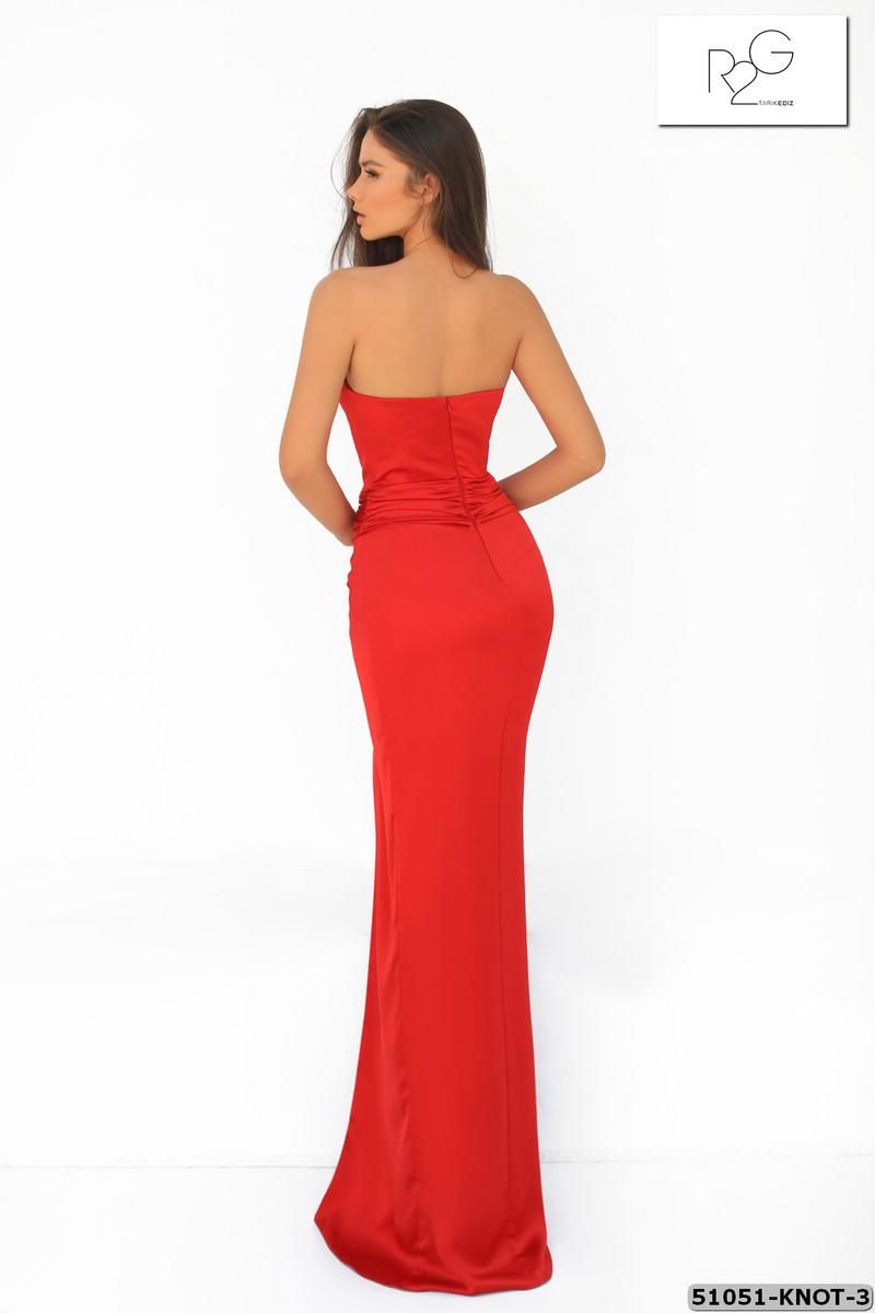Style 51051 Tarik Ediz Size 4 Prom Satin Red Side Slit Dress on Queenly
