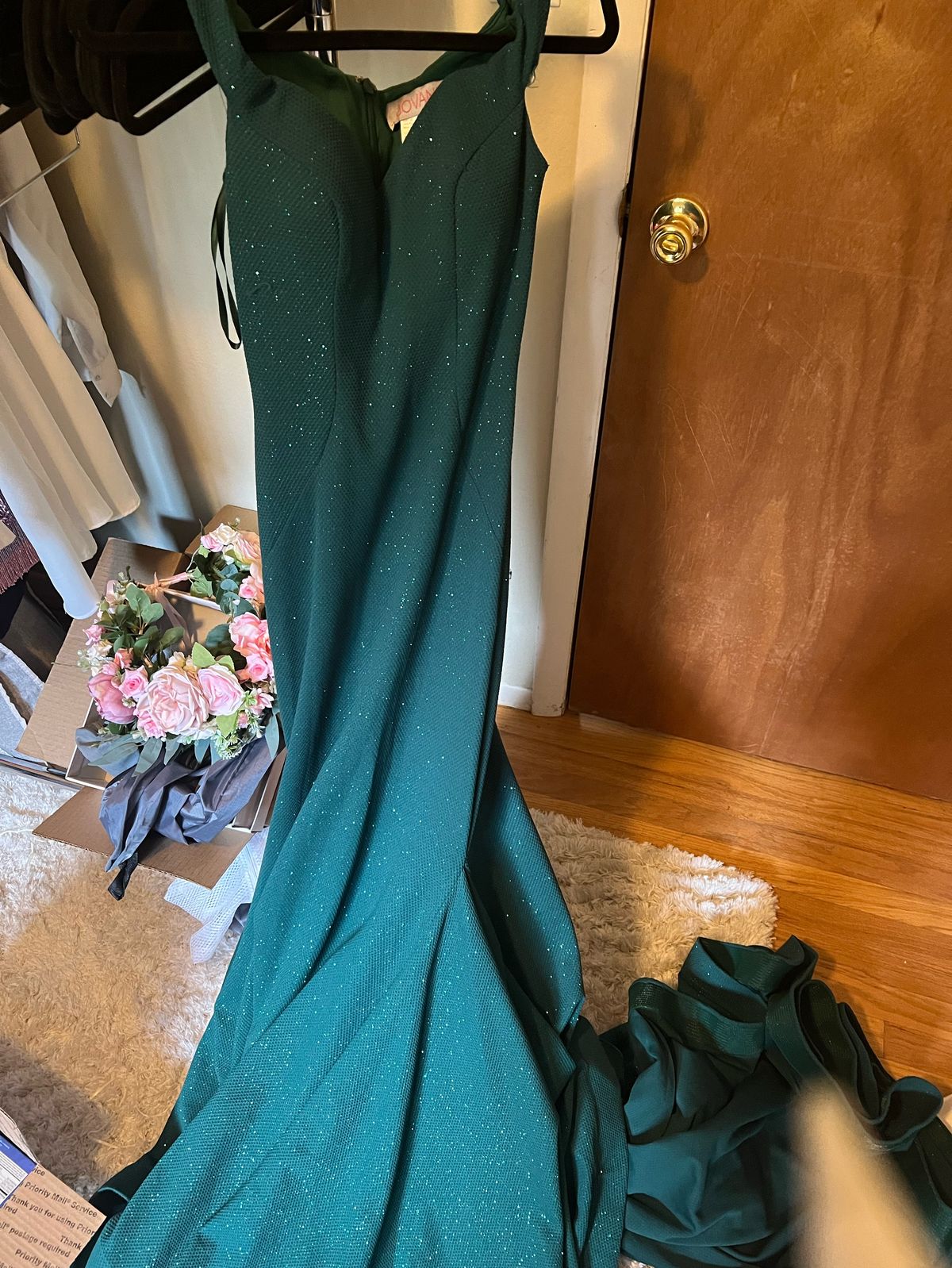 Jovani Size 0 Pageant Green Mermaid Dress on Queenly