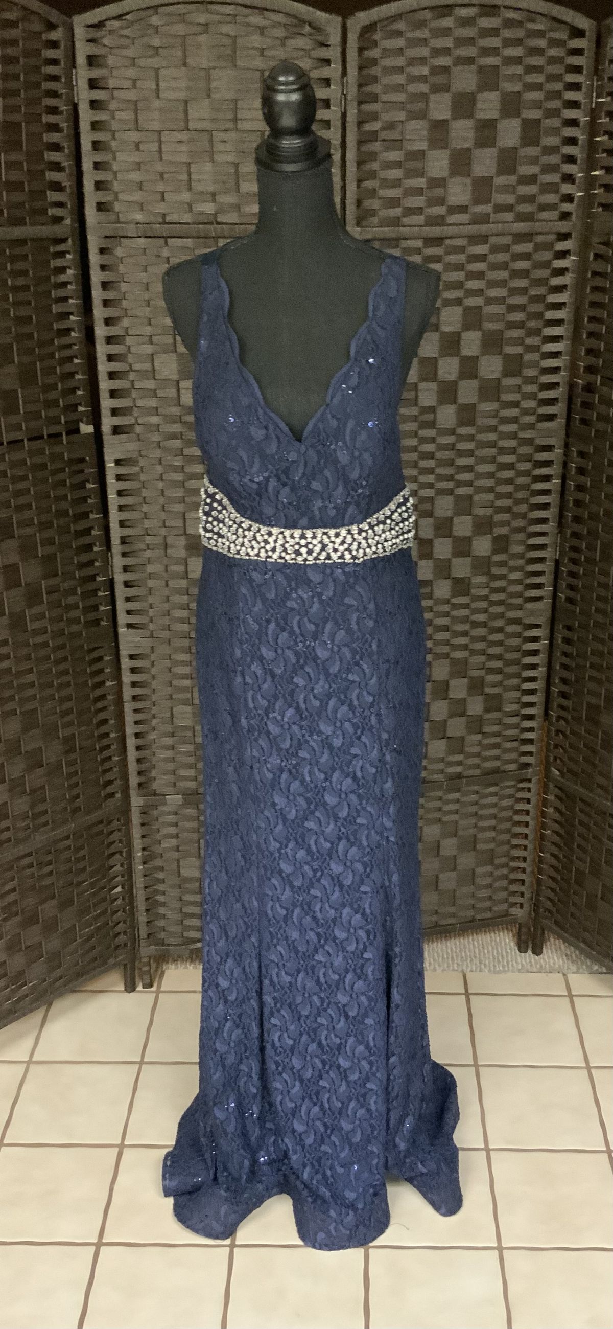 Size 12 Sequined Blue A-line Dress on Queenly