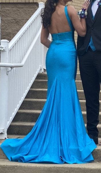 Sherri Hill Size 2 Sequined Blue Floor Length Maxi on Queenly