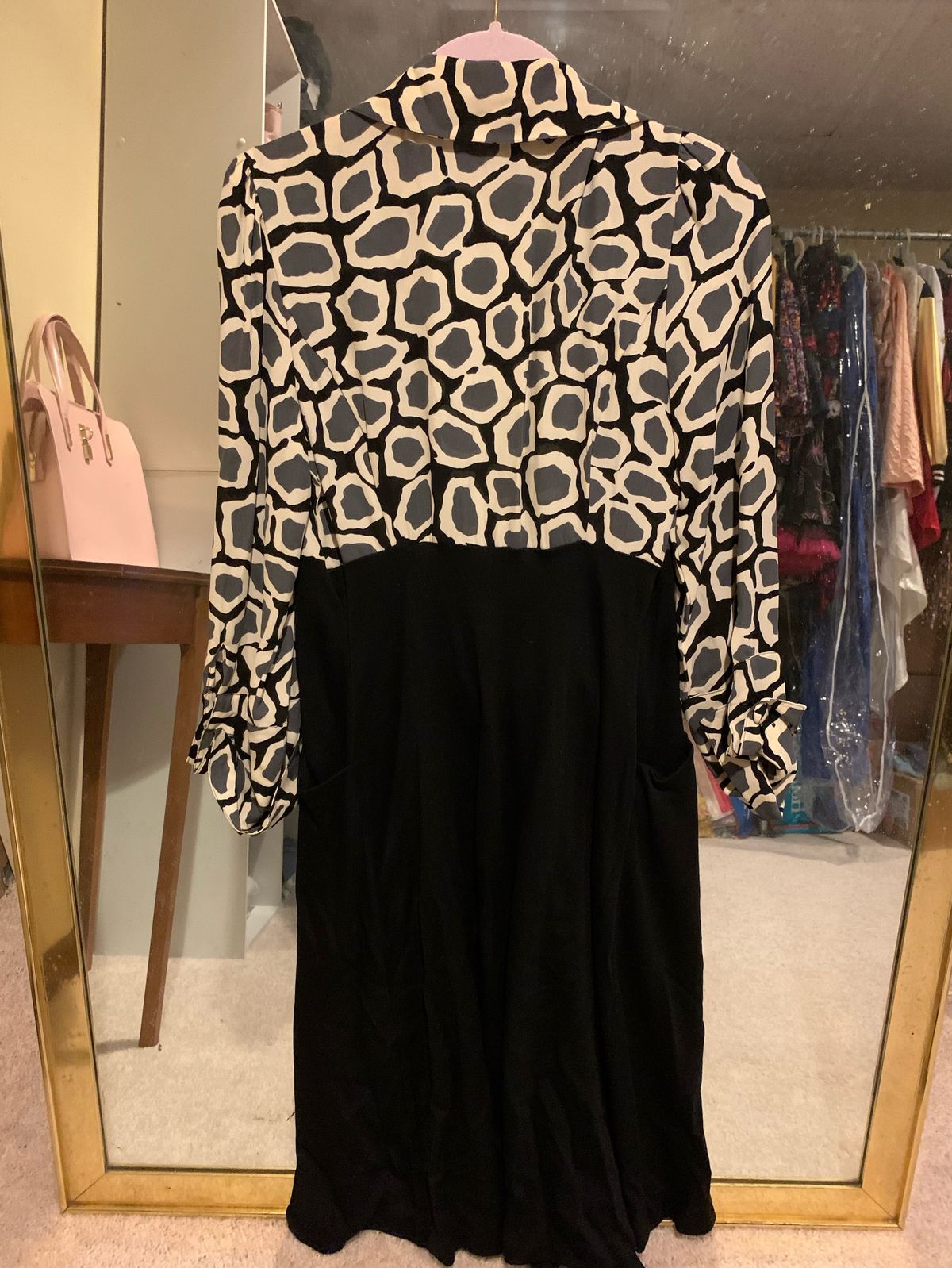 Diane von Furstenberg Size 6 Satin Black A-line Dress on Queenly