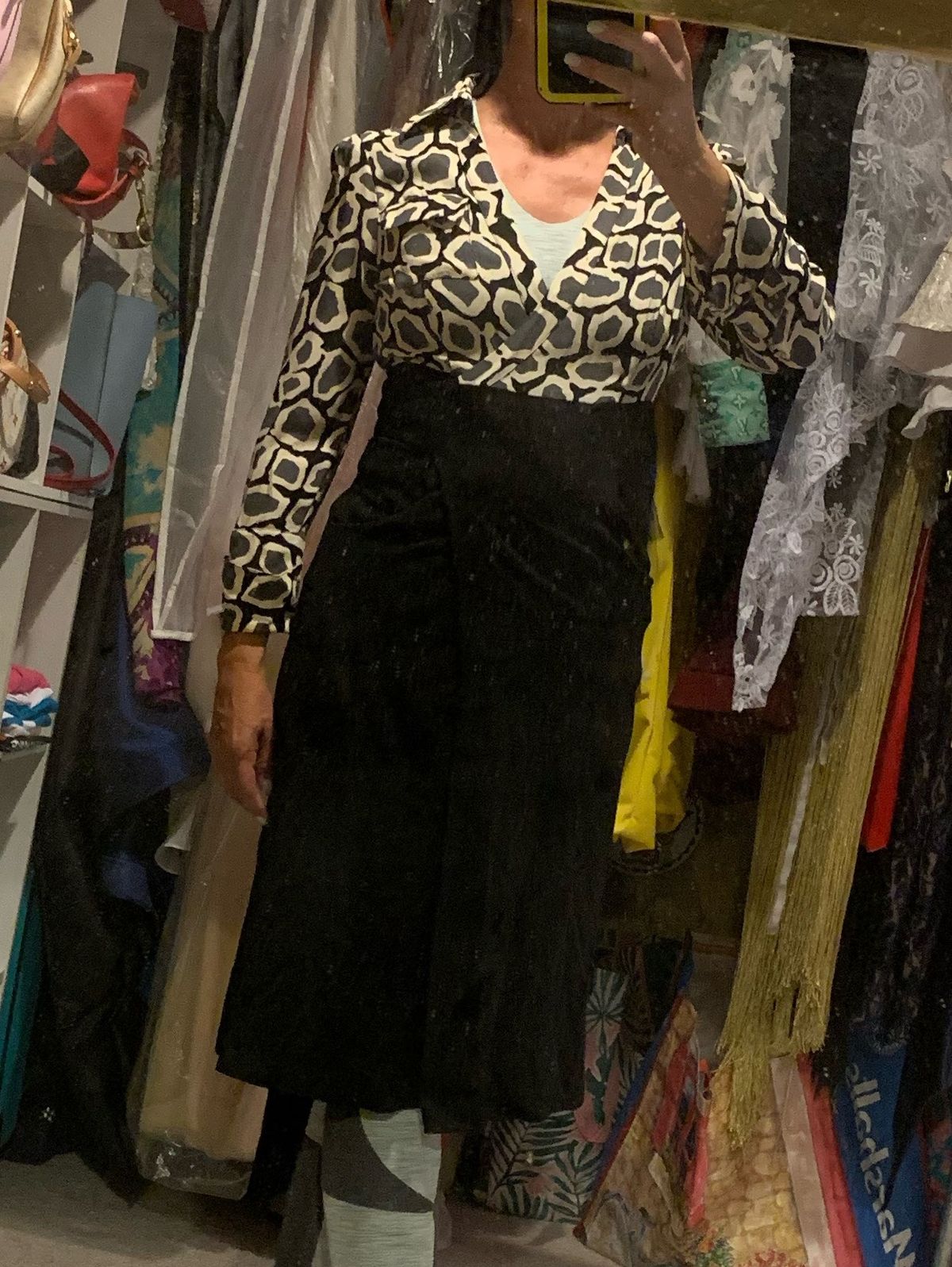 Diane von Furstenberg Size 6 Satin Black A-line Dress on Queenly