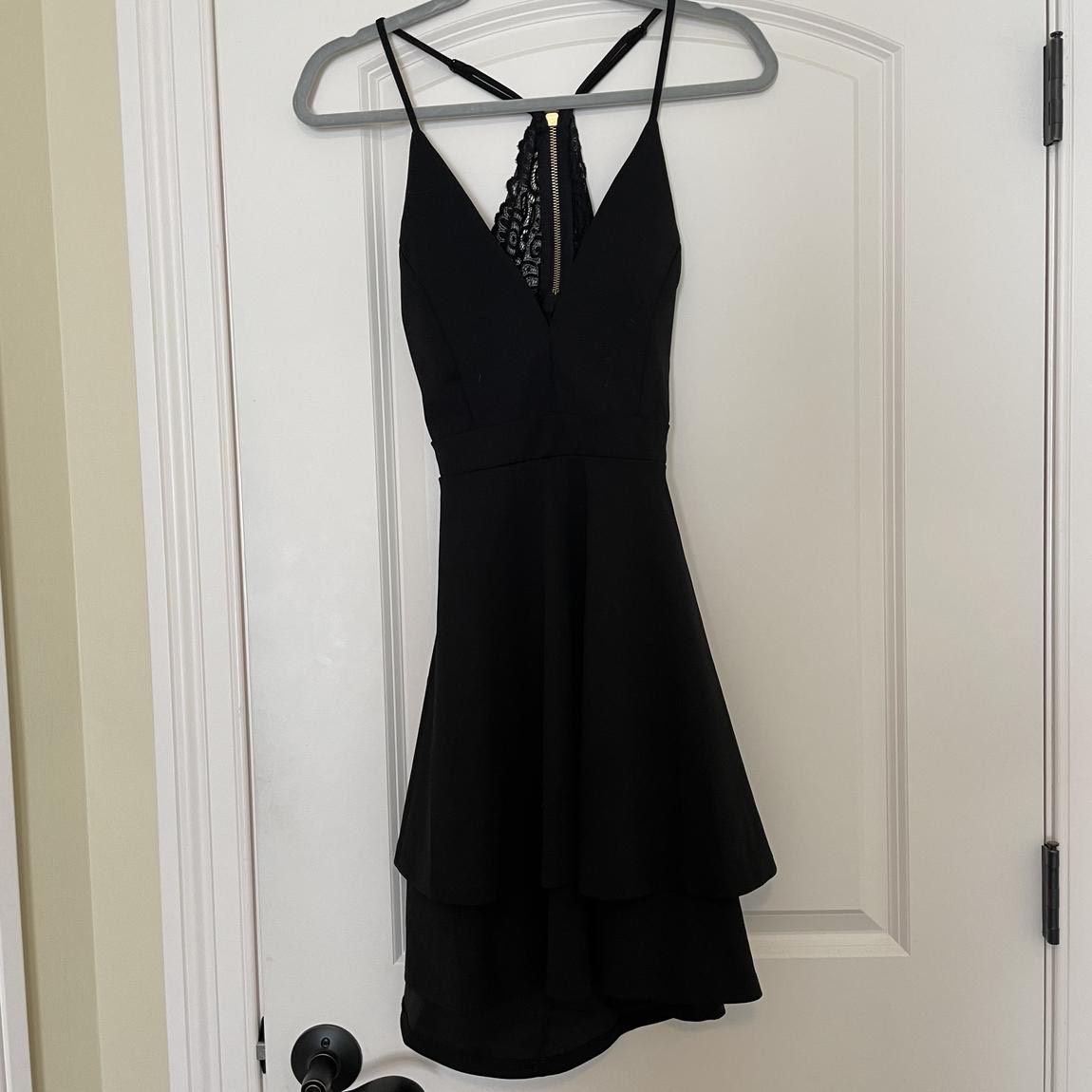 Size 6 Homecoming Lace Black A-line Dress on Queenly
