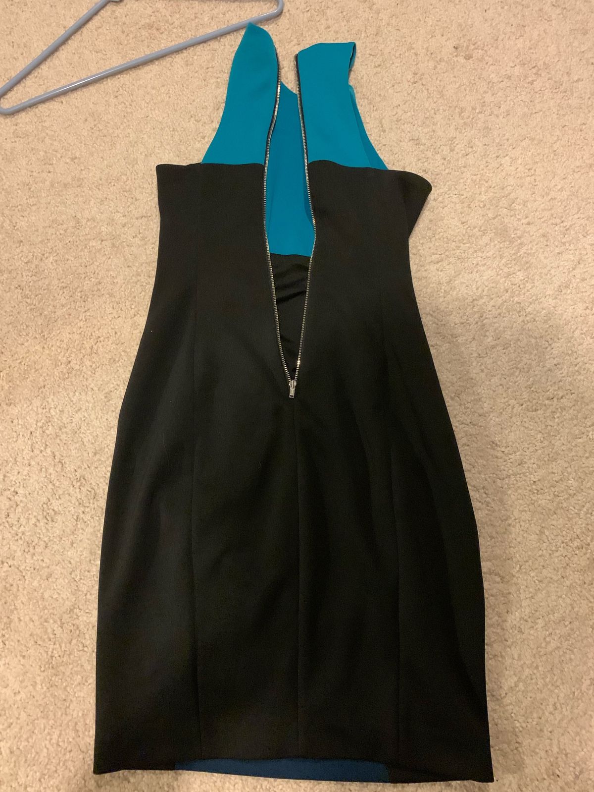 Maggy London Size 2 Turquoise Green Cocktail Dress on Queenly
