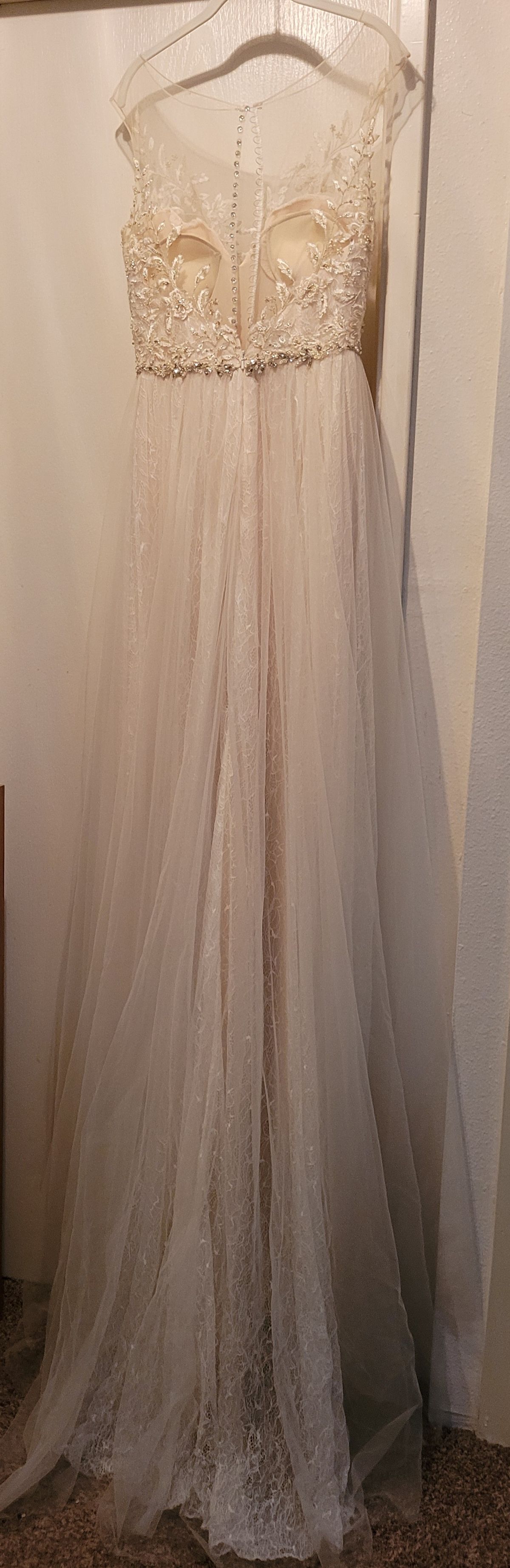 Sottero-Midgley  Size 10 Lace Nude Dress With Train on Queenly