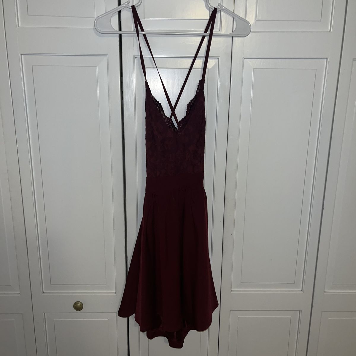 Size 2 Lace Burgundy Red Cocktail Dress on Queenly