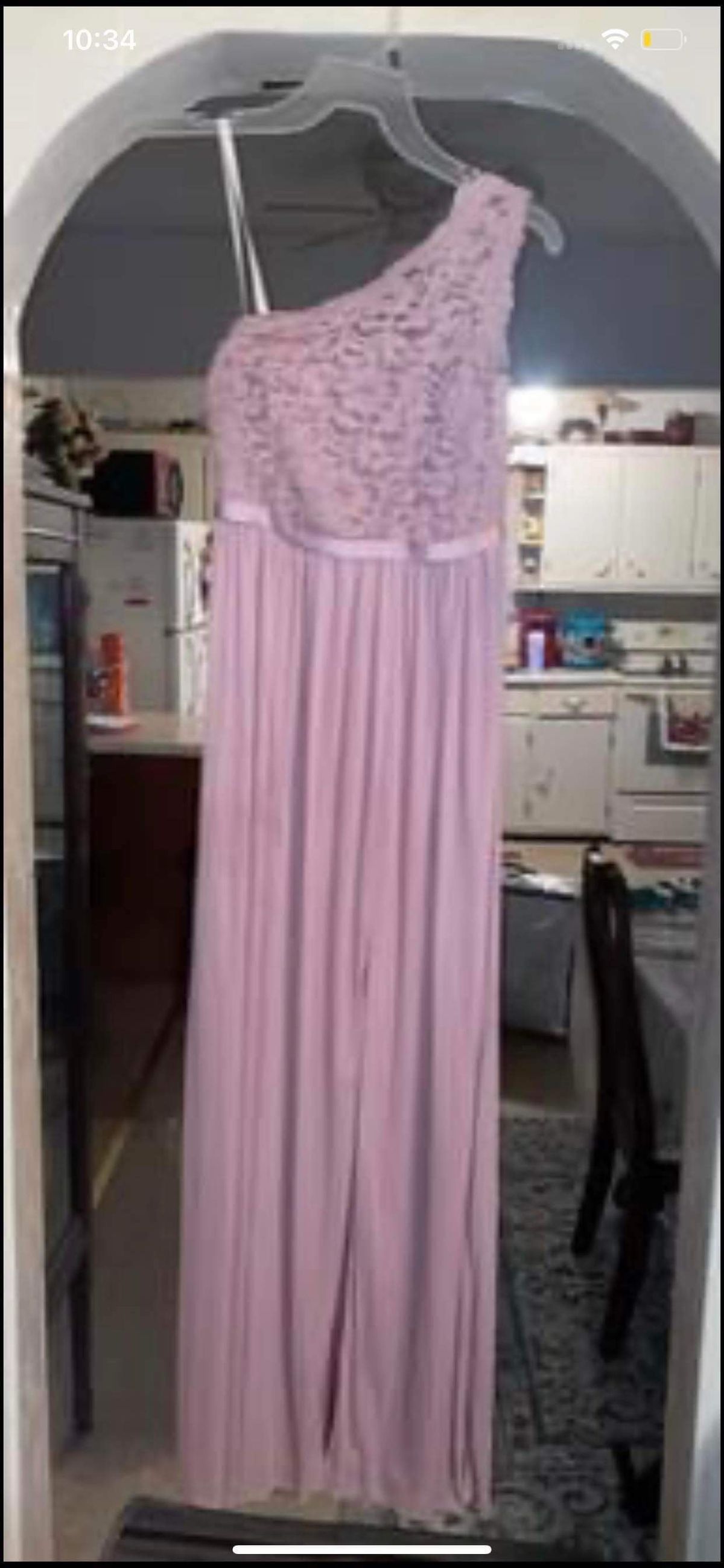 Size 2 Bridesmaid One Shoulder Light Pink Side Slit Dress on Queenly