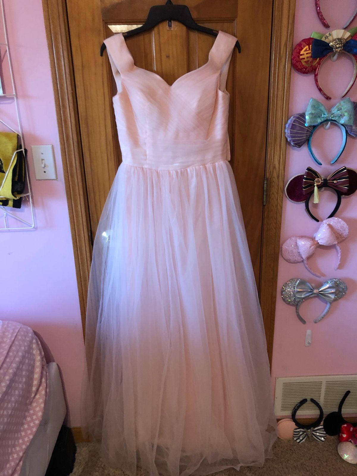 Size 4 Bridesmaid Light Pink Ball Gown on Queenly