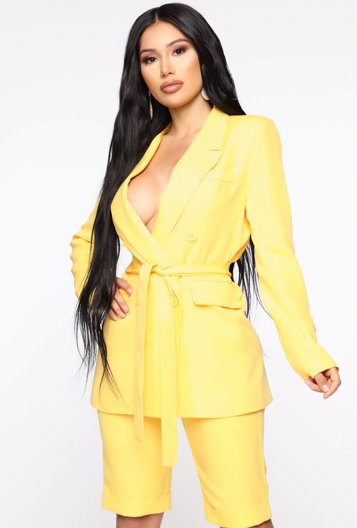 Size 0 Yellow Formal Jumpsuit on Queenly