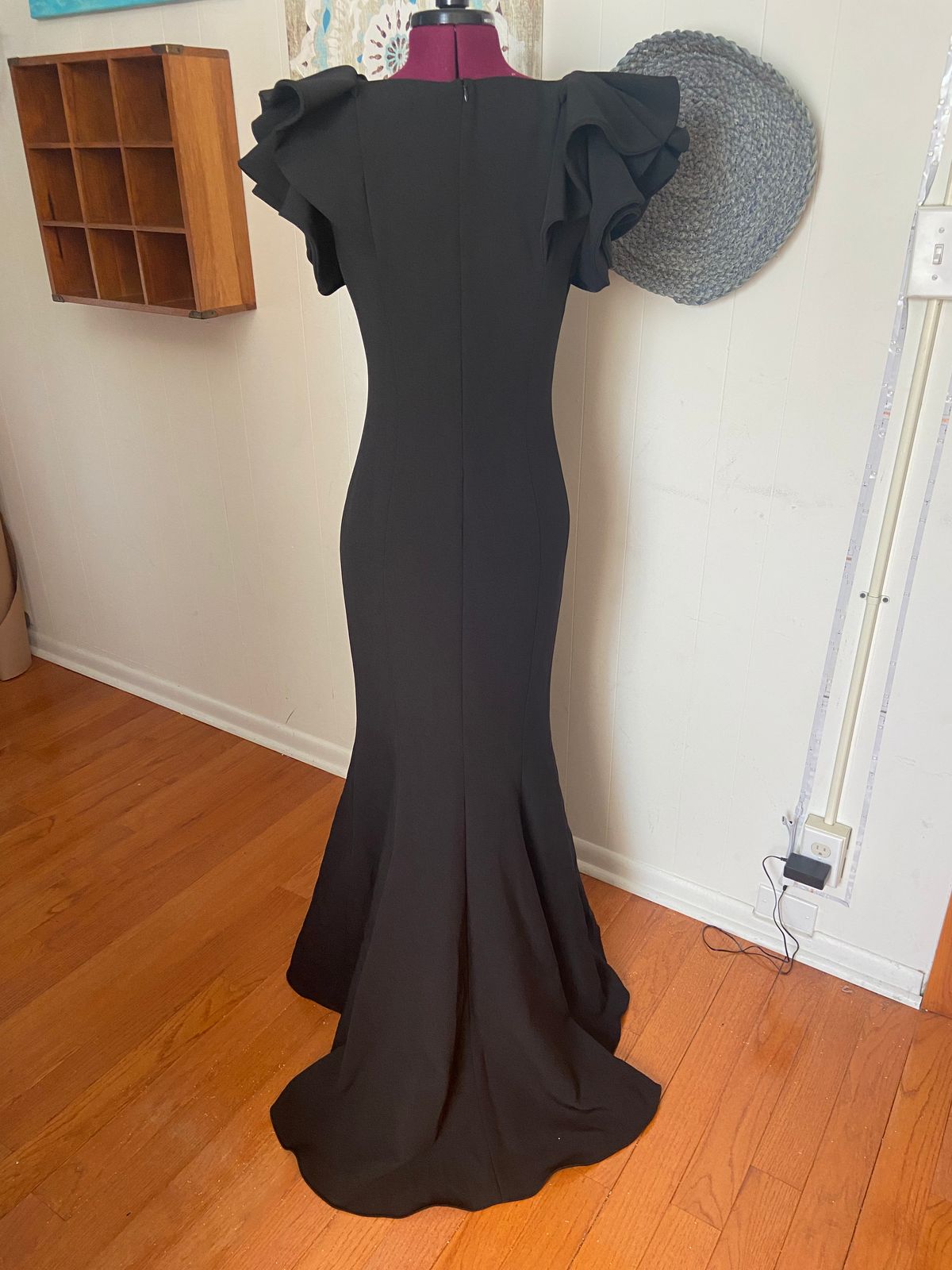 Style EG2343 Badgley Mischka Size 8 Black Mermaid Dress on Queenly