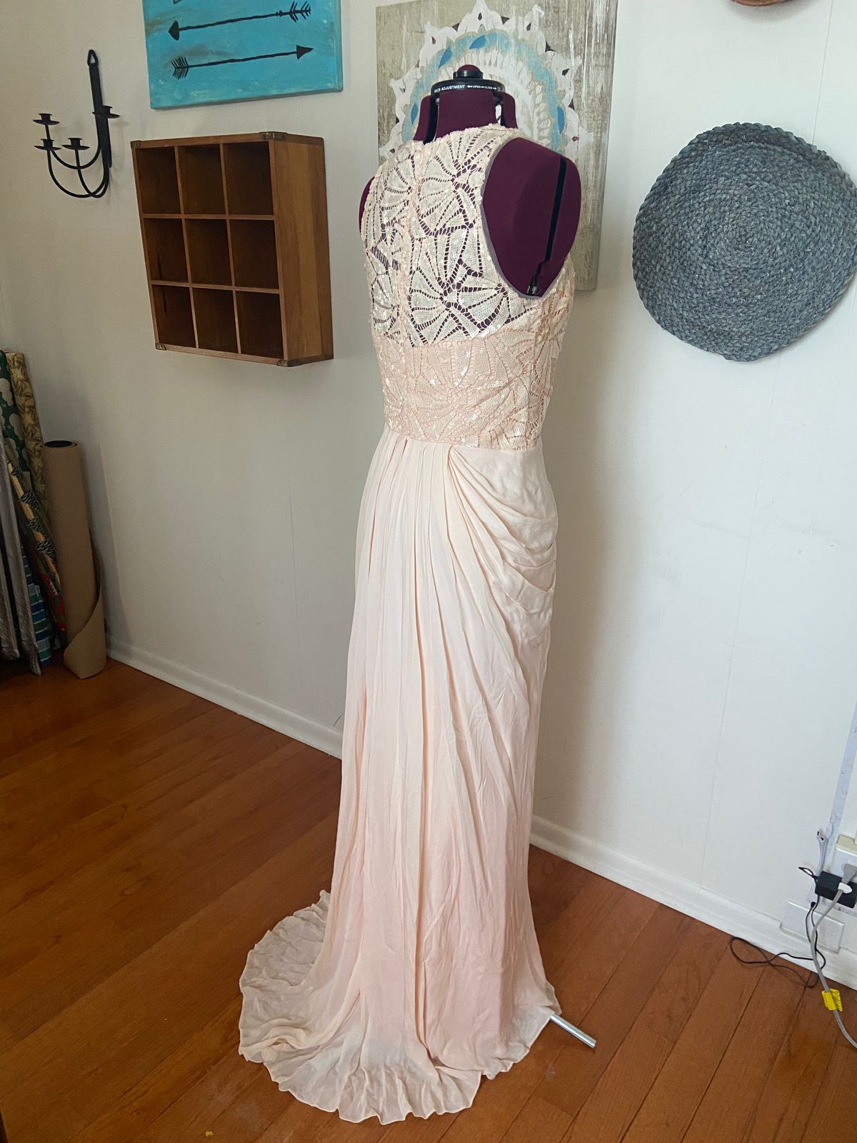 Style EG1826 Badgley Mischka Size 8 Prom Lace Light Pink Side Slit Dress on Queenly