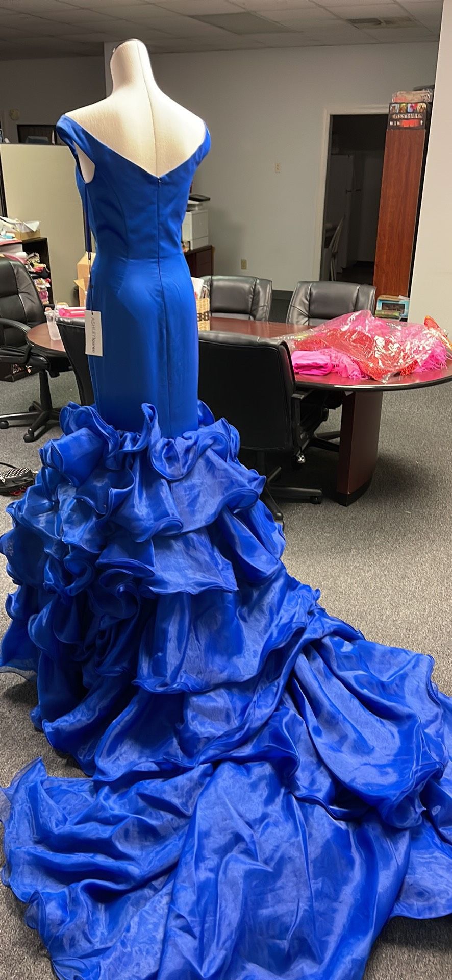 Ashley Lauren Size 4 Prom Blue Mermaid Dress on Queenly