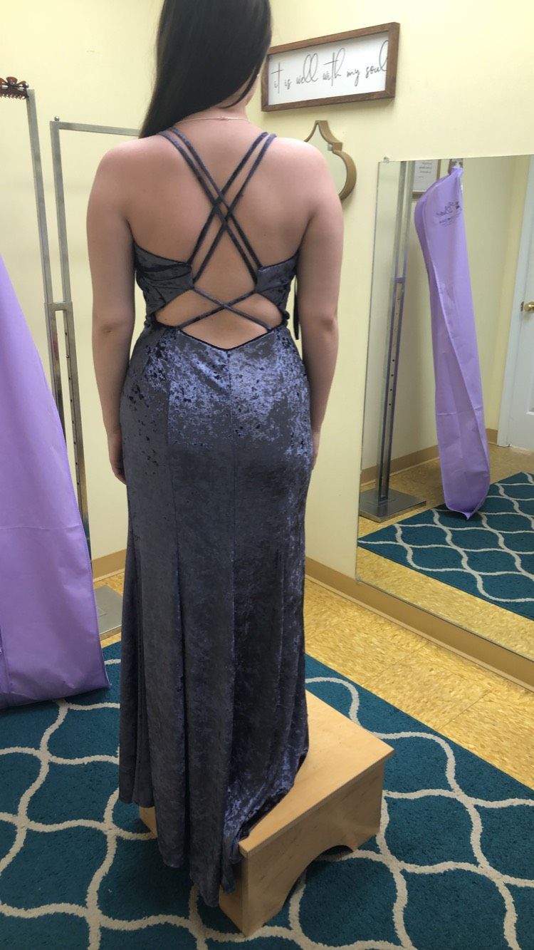 Size 8 Prom Velvet Purple Mermaid Dress on Queenly