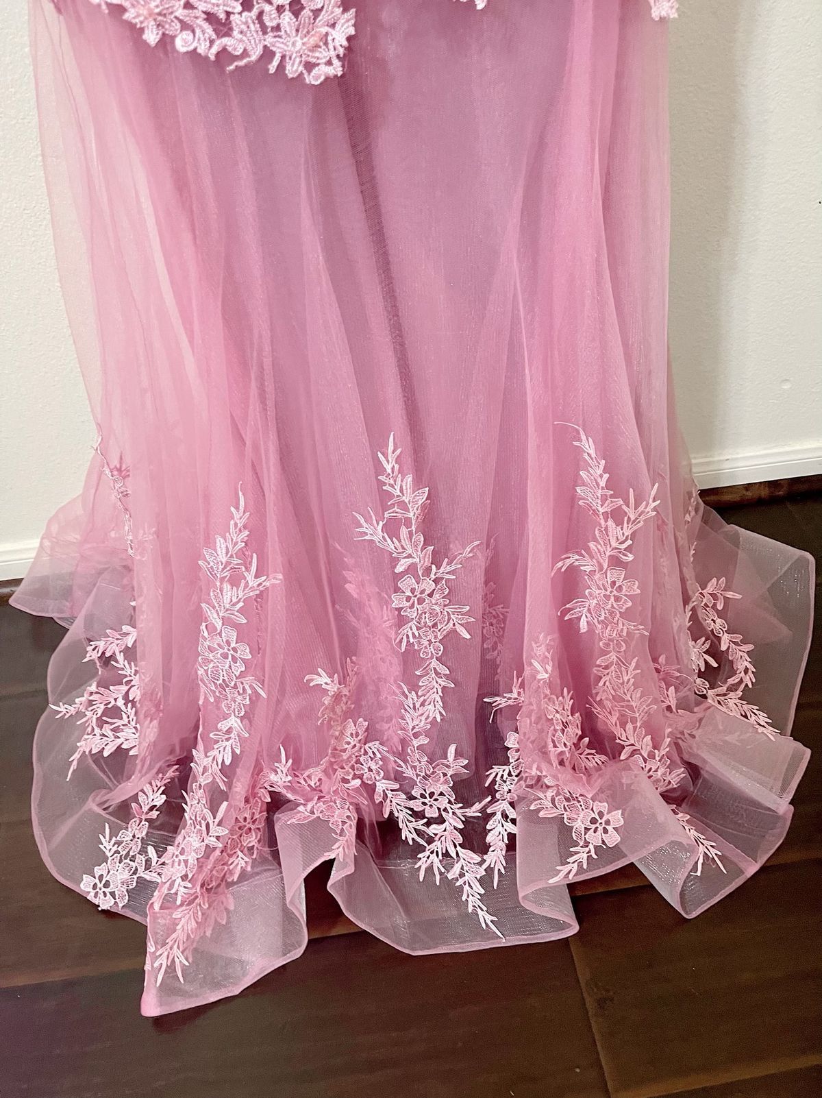 Size 14 Prom Lace Light Pink Mermaid Dress on Queenly