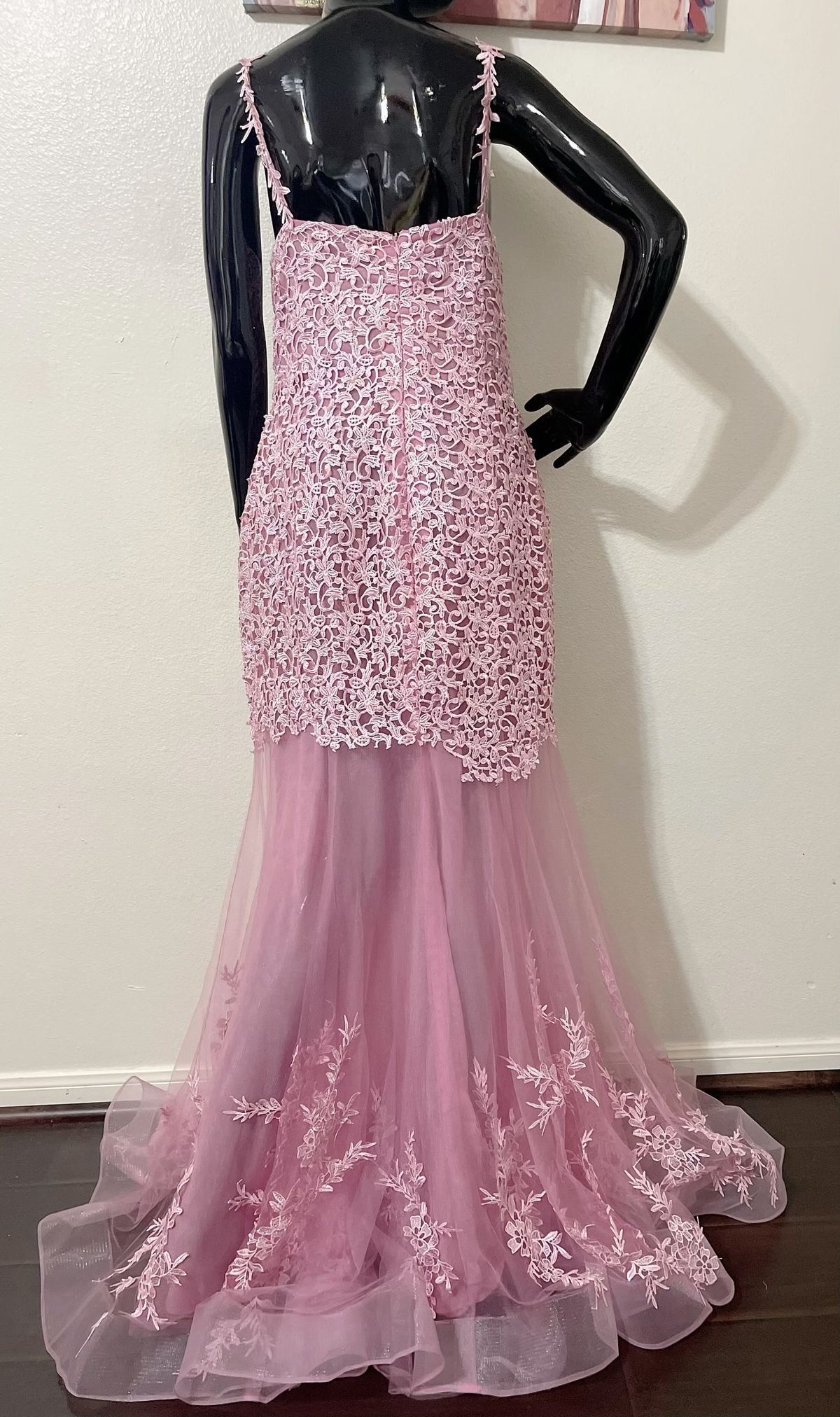Size 14 Prom Lace Light Pink Mermaid Dress on Queenly