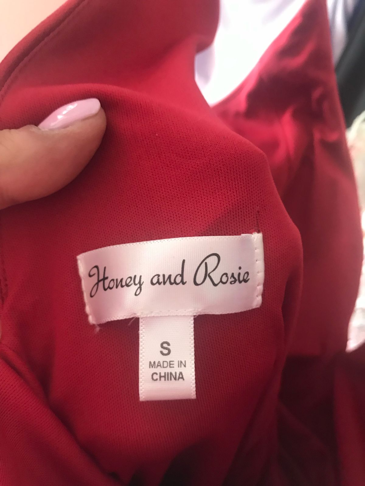 Honey and Rosie Size 4 Red Cocktail Dress on Queenly