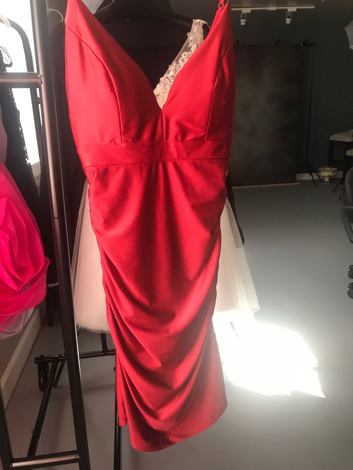 Honey and Rosie Size 4 Red Cocktail Dress on Queenly