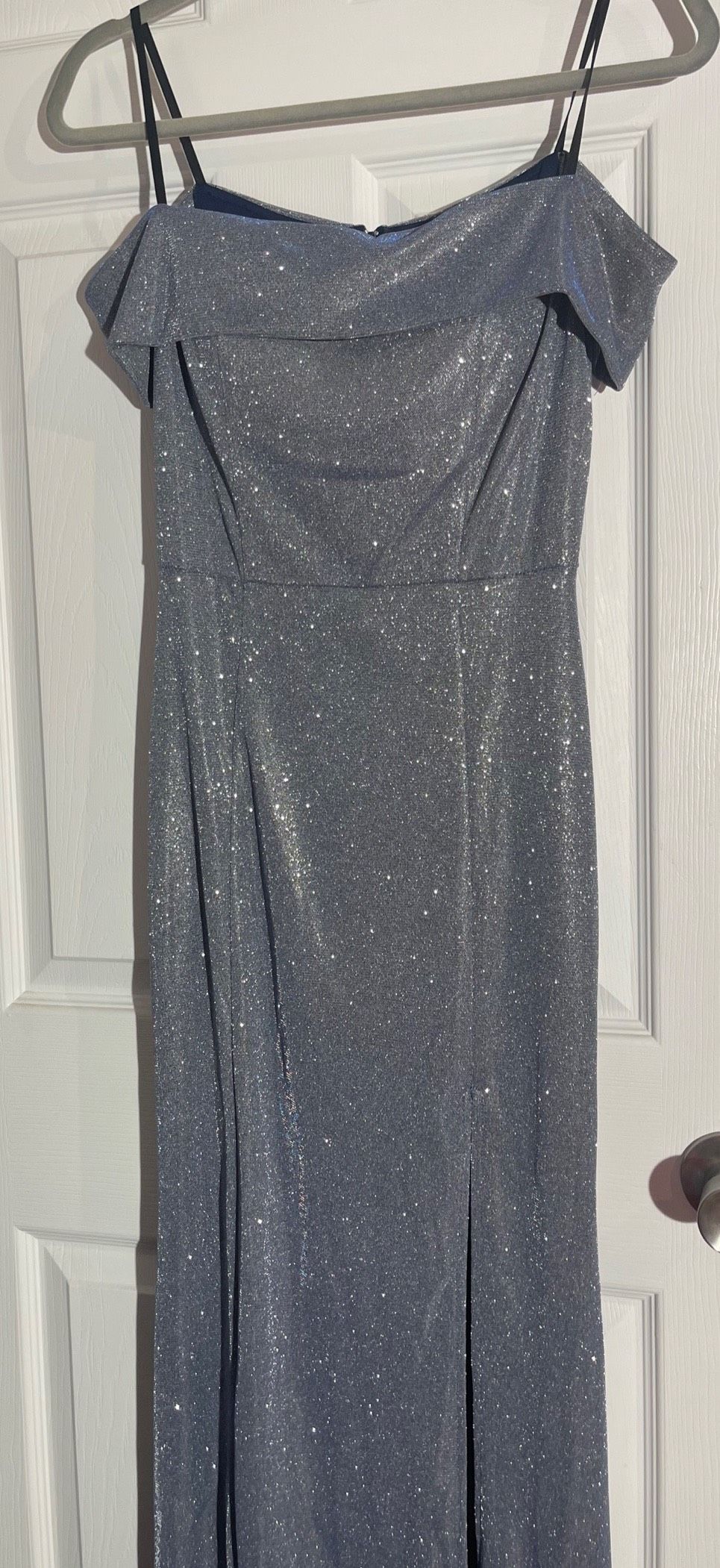 Size 4 Prom Silver Side Slit Dress on Queenly
