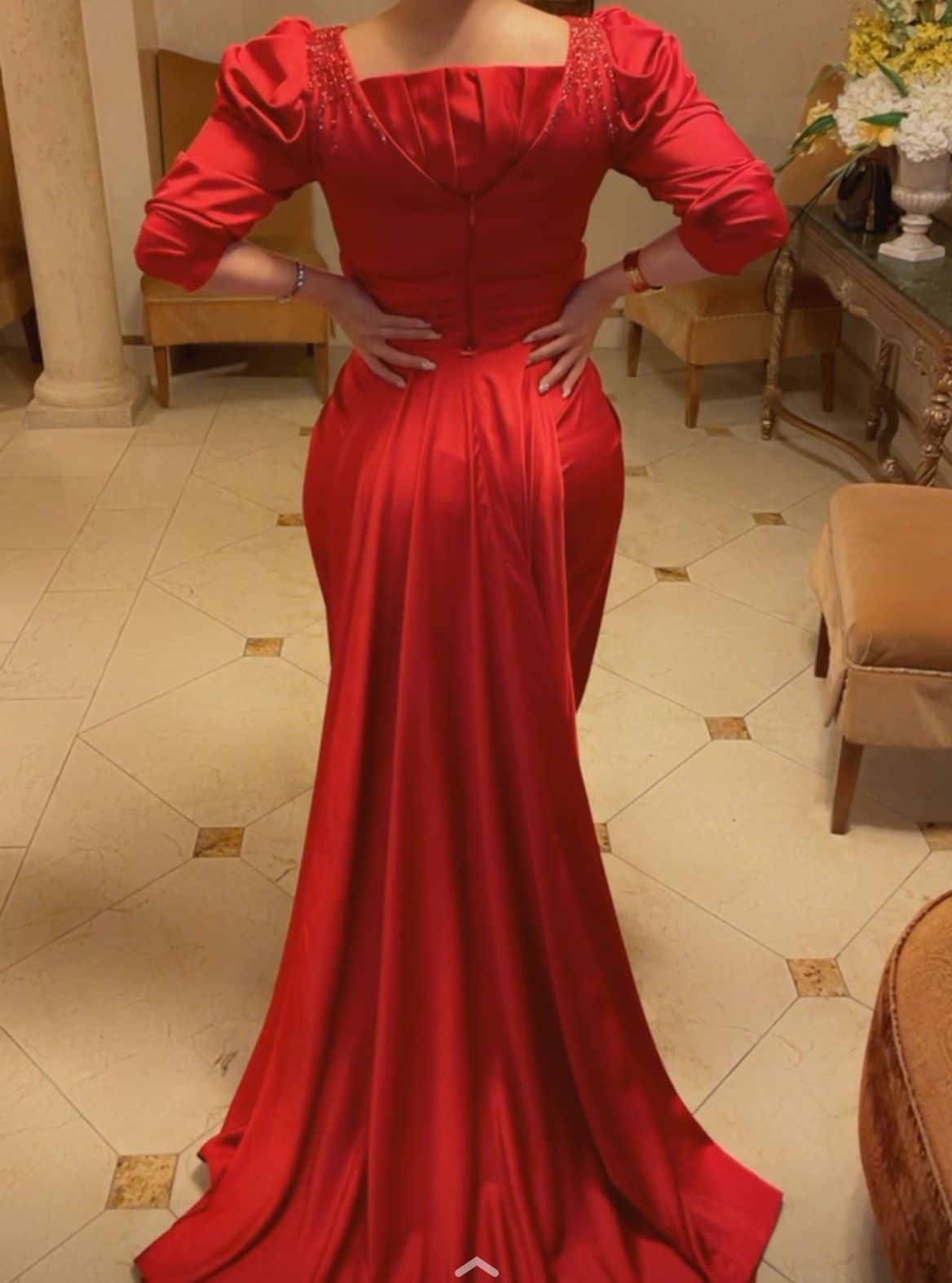 Size 6 Prom Long Sleeve Satin Red Dress With Train on Queenly