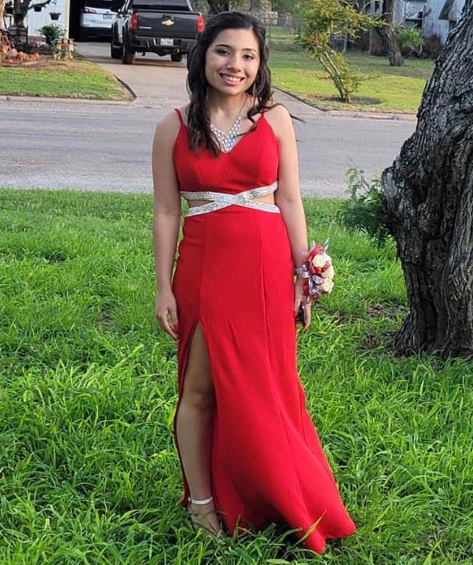 Size 2 Prom Red Side Slit Dress on Queenly